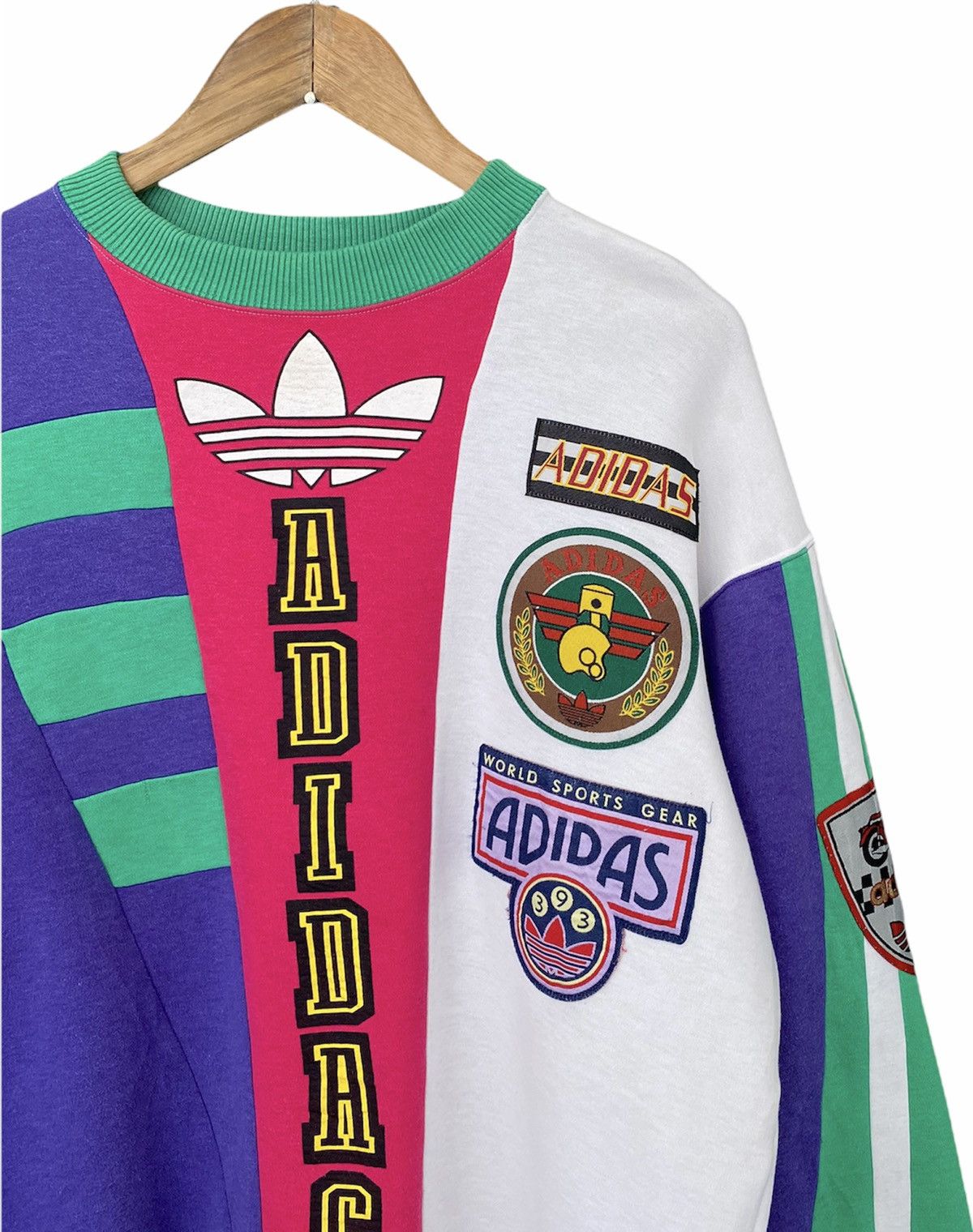 Adidas RARE‼️ADIDAS VINTAGE MULTICOLOUR PATCHES SWEATSHIRT Size US M / EU 48-50 / 2 - 4 Thumbnail