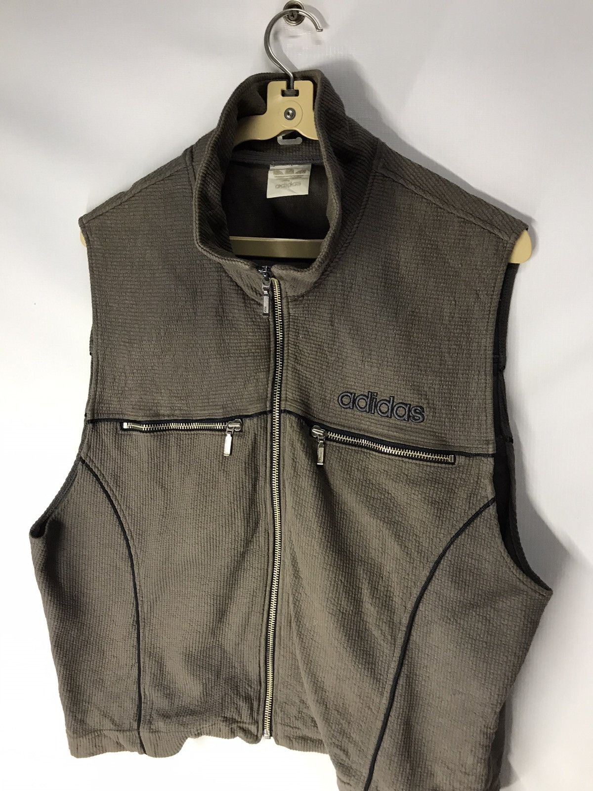 Adidas × Descente × Vintage Vintage adidas sleeveless zipper Size US M / EU 48-50 / 2 - 8 Thumbnail
