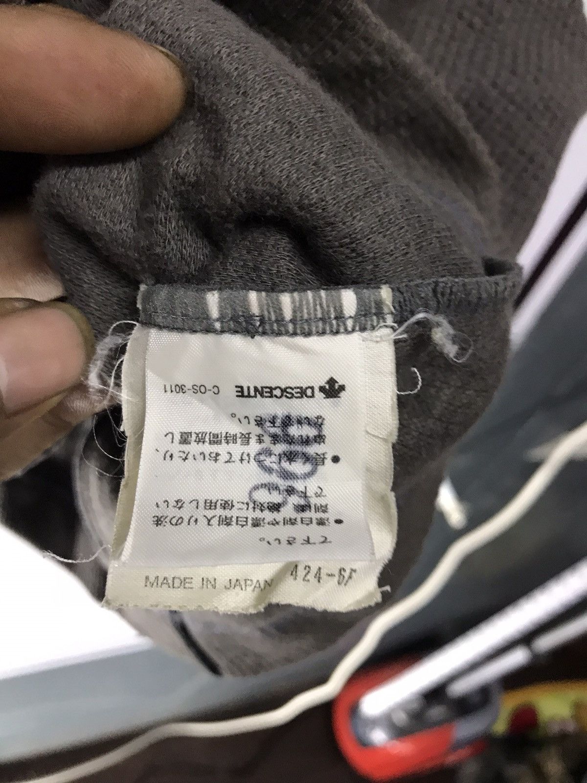 Adidas × Descente × Vintage Vintage adidas sleeveless zipper Size US M / EU 48-50 / 2 - 6 Thumbnail