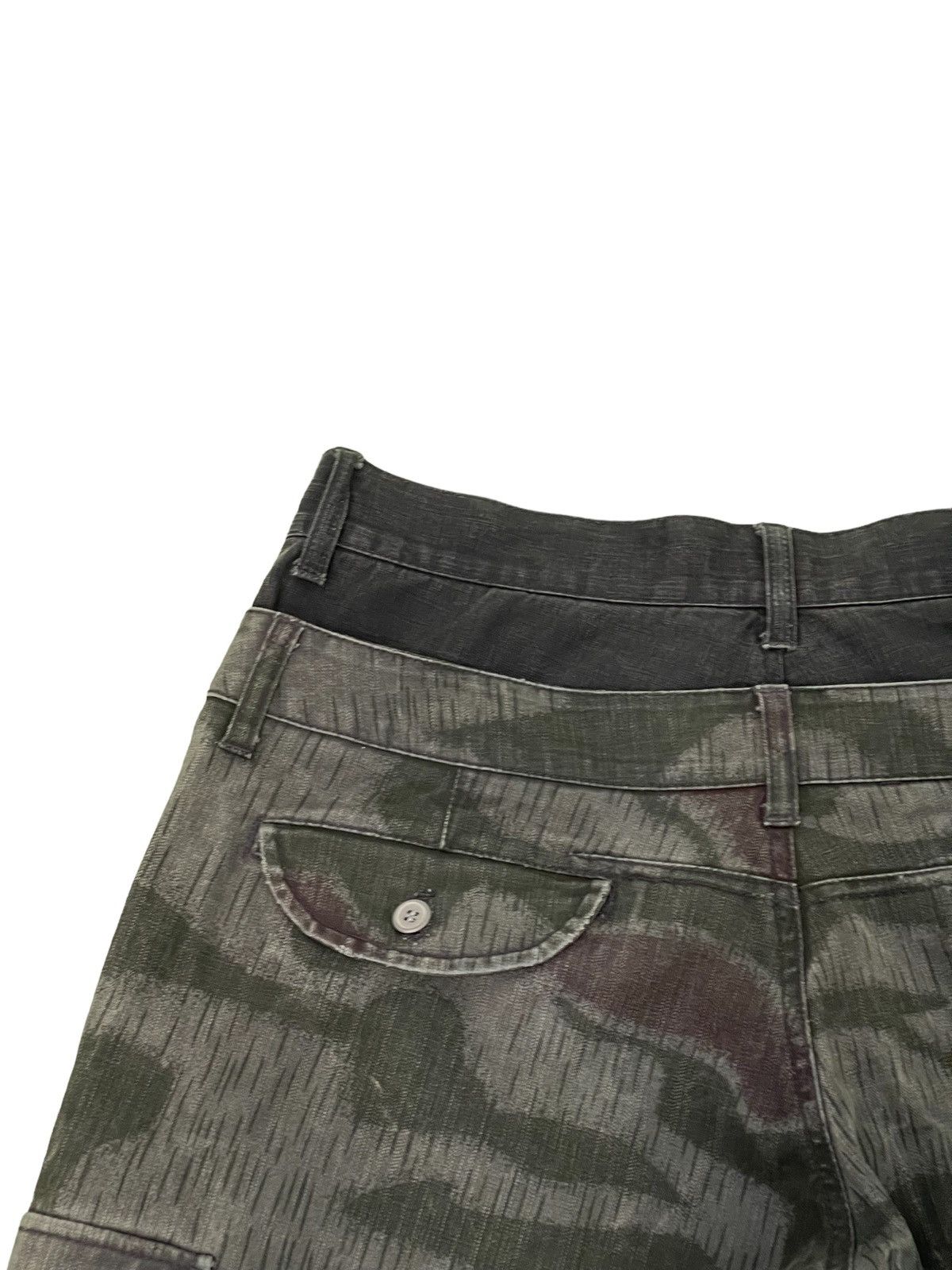 Japanese Brand Double Waist Cargo Camo Power to the People Tapered 3🟦8 Size US 32 / EU 48 - 18 Thumbnail