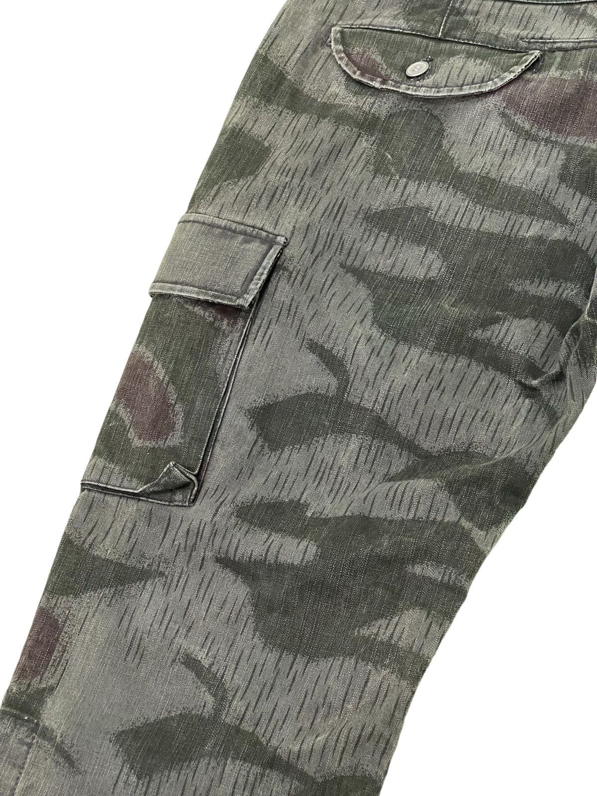 Japanese Brand Double Waist Cargo Camo Power to the People Tapered 3🟦8 Size US 32 / EU 48 - 16 Thumbnail