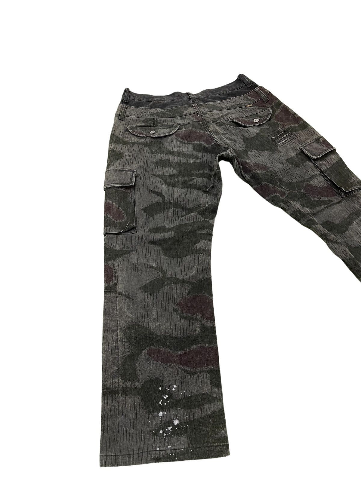 Japanese Brand Double Waist Cargo Camo Power to the People Tapered 3🟦8 Size US 32 / EU 48 - 12 Thumbnail