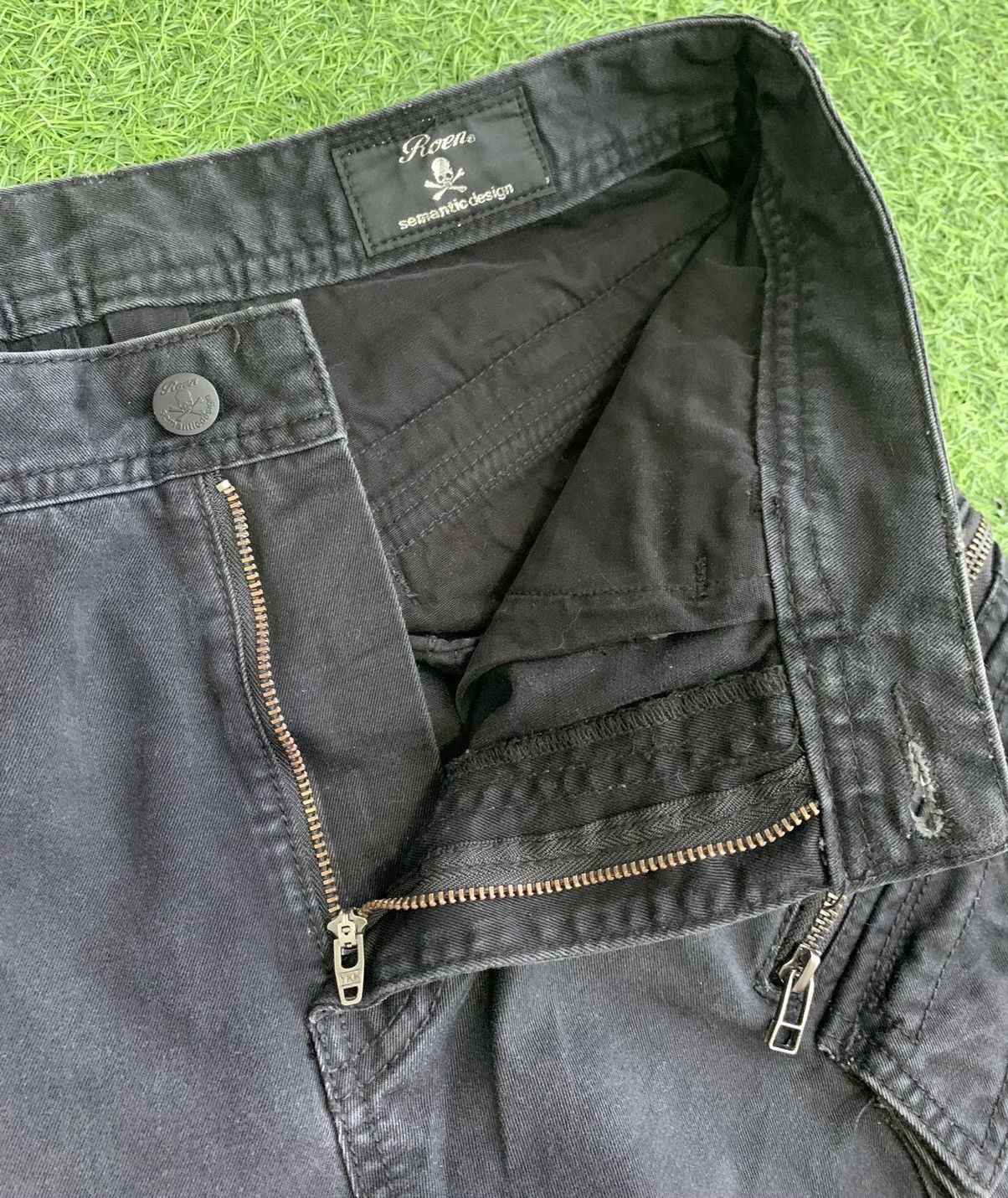Japanese Brand Roen X Semantic Design Gasmask Style Cargo Size US 34 / EU 50 - 13 Thumbnail