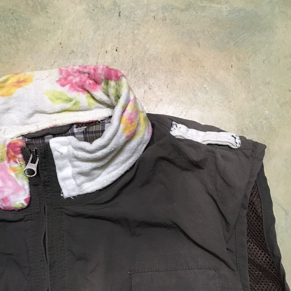 Japanese Brand Utility Vest Multi Pocket Tactical Style vest Size US XL / EU 56 / 4 - 9 Thumbnail