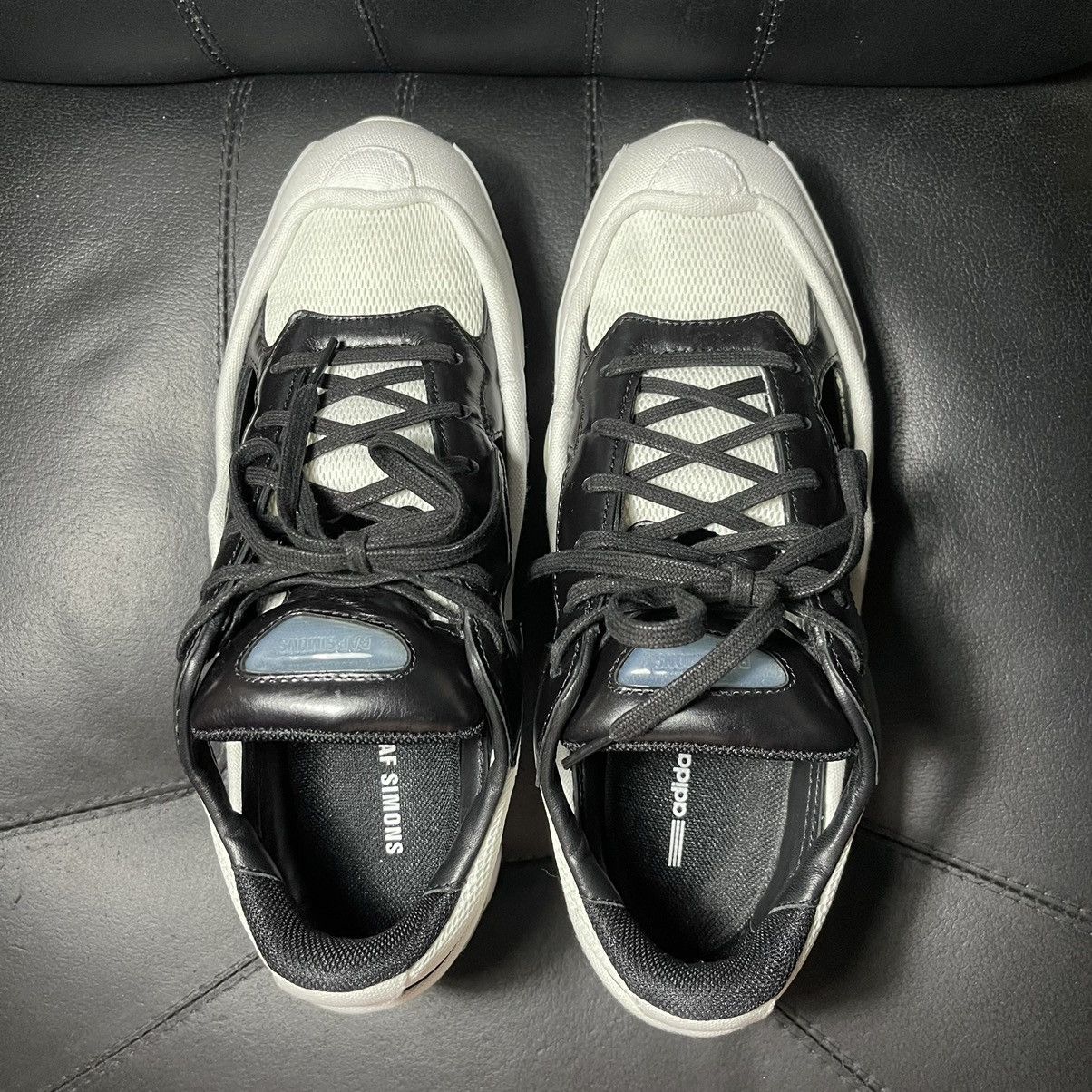 Adidas × Raf Simons Adidas Raf Simons ozweego replicant white black Size US 9.5 / EU 42-43 - 4 Thumbnail