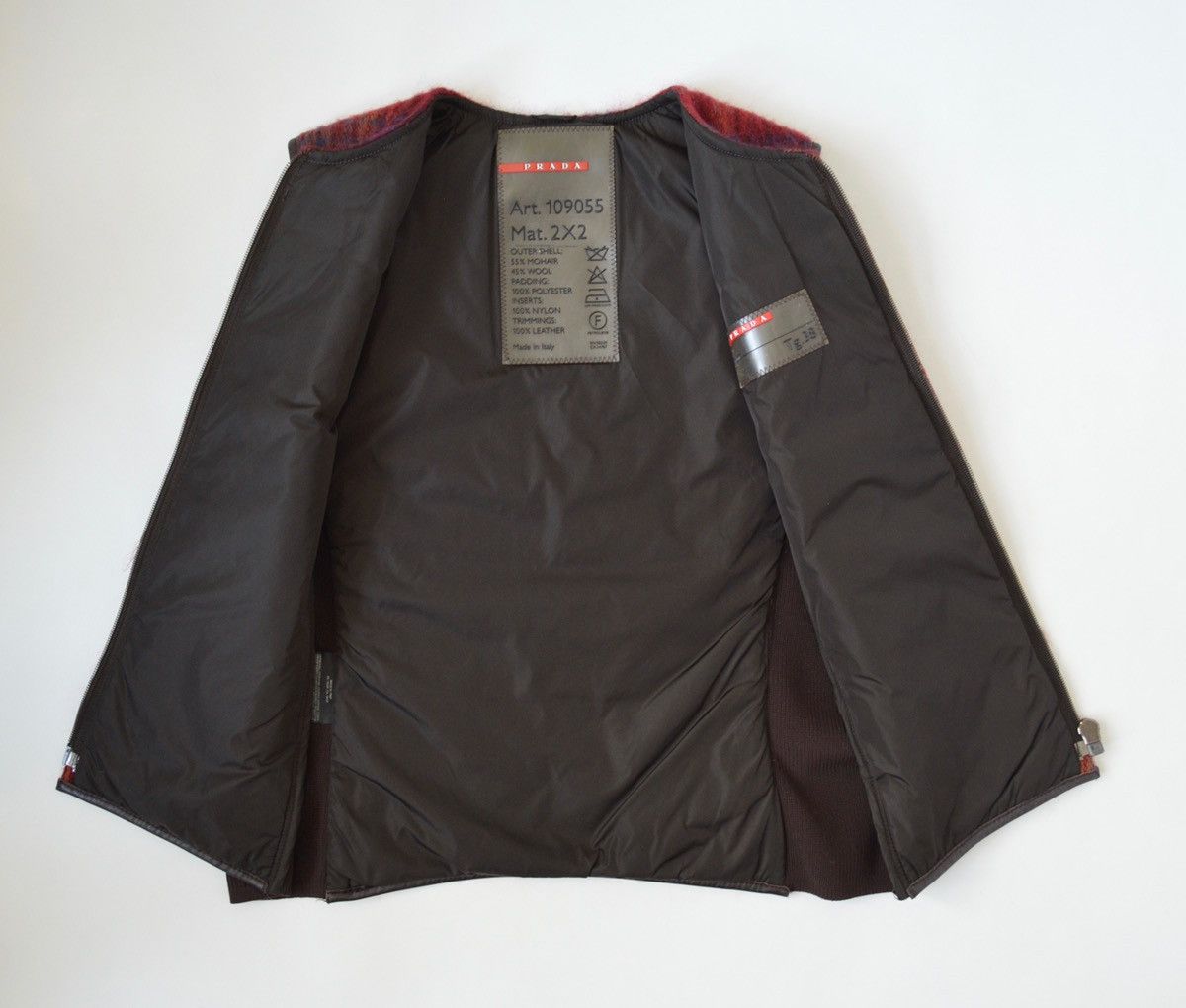 Prada Burgundy Check Mohair Utility Vest Size S / US 4 / IT 40 - 7 Thumbnail