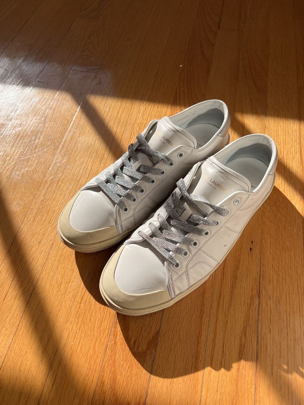 image of Saint Laurent Paris Sl/37 Court Classic Sneaker in White, Men's (Size 12)