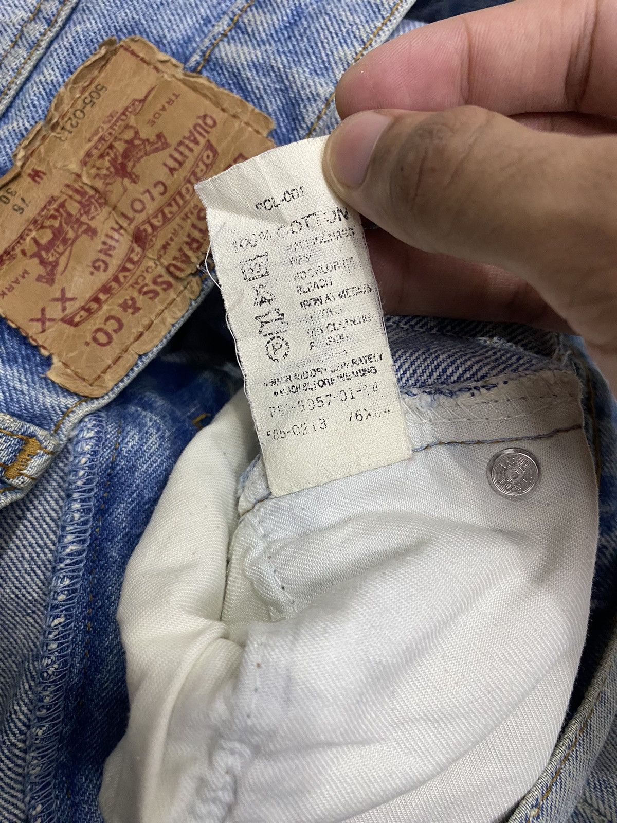 Levi's VTG LEVIS 505 DISTRESSED DENIM JEANS Size US 30 / EU 46 - 10 Thumbnail