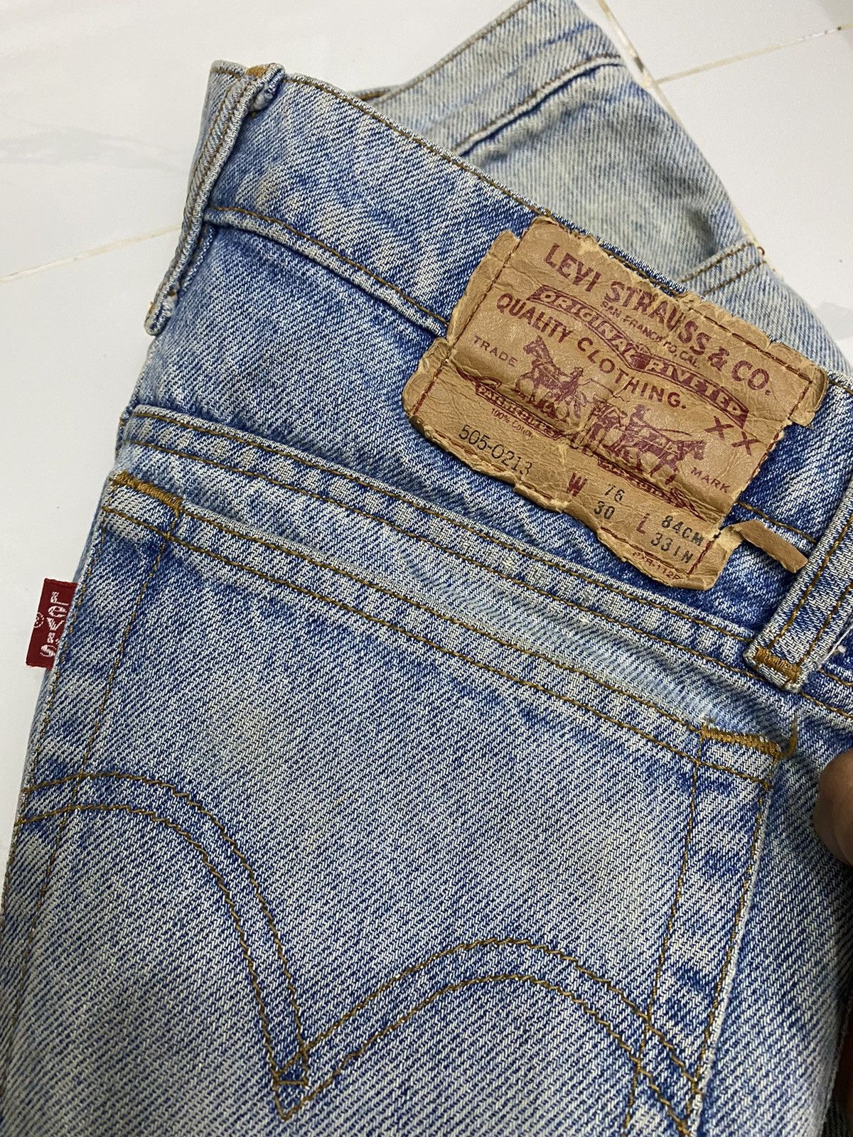 Levi's VTG LEVIS 505 DISTRESSED DENIM JEANS Size US 30 / EU 46 - 8 Thumbnail