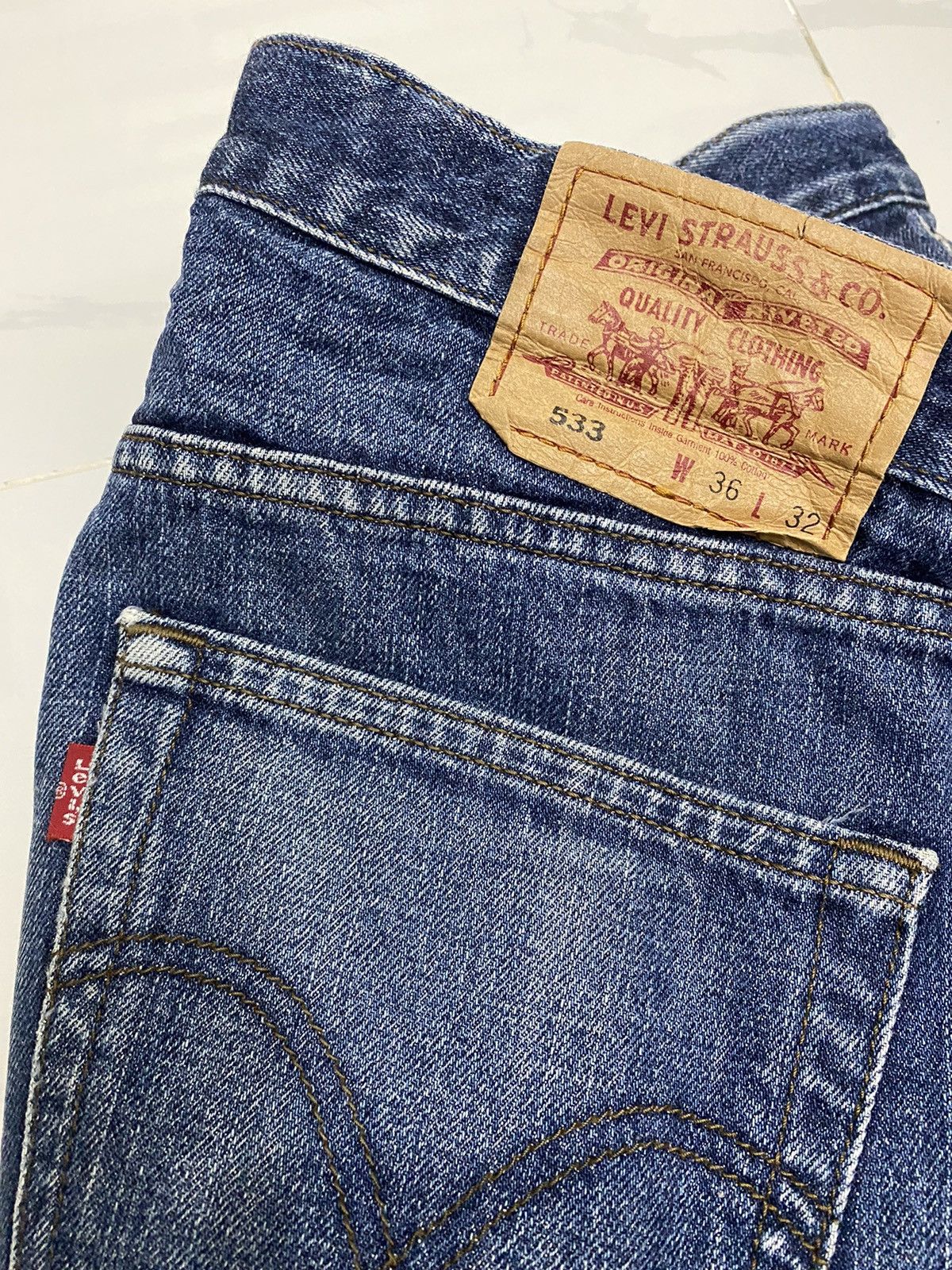 Levi's VINTAGE LEVIS 533 DISTRESSED BAGGY DENIM JEANS Size US 36 / EU 52 - 8 Thumbnail