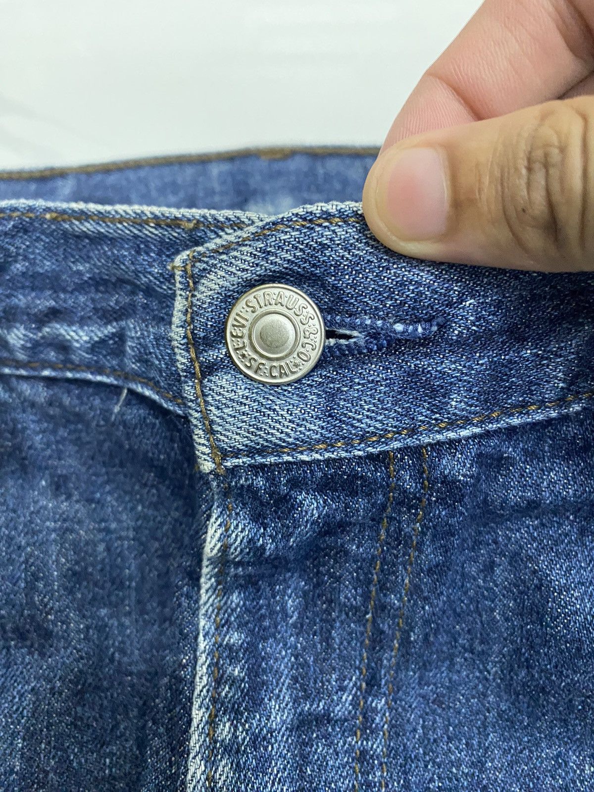 Levi's VINTAGE LEVIS 533 DISTRESSED BAGGY DENIM JEANS Size US 36 / EU 52 - 11 Thumbnail