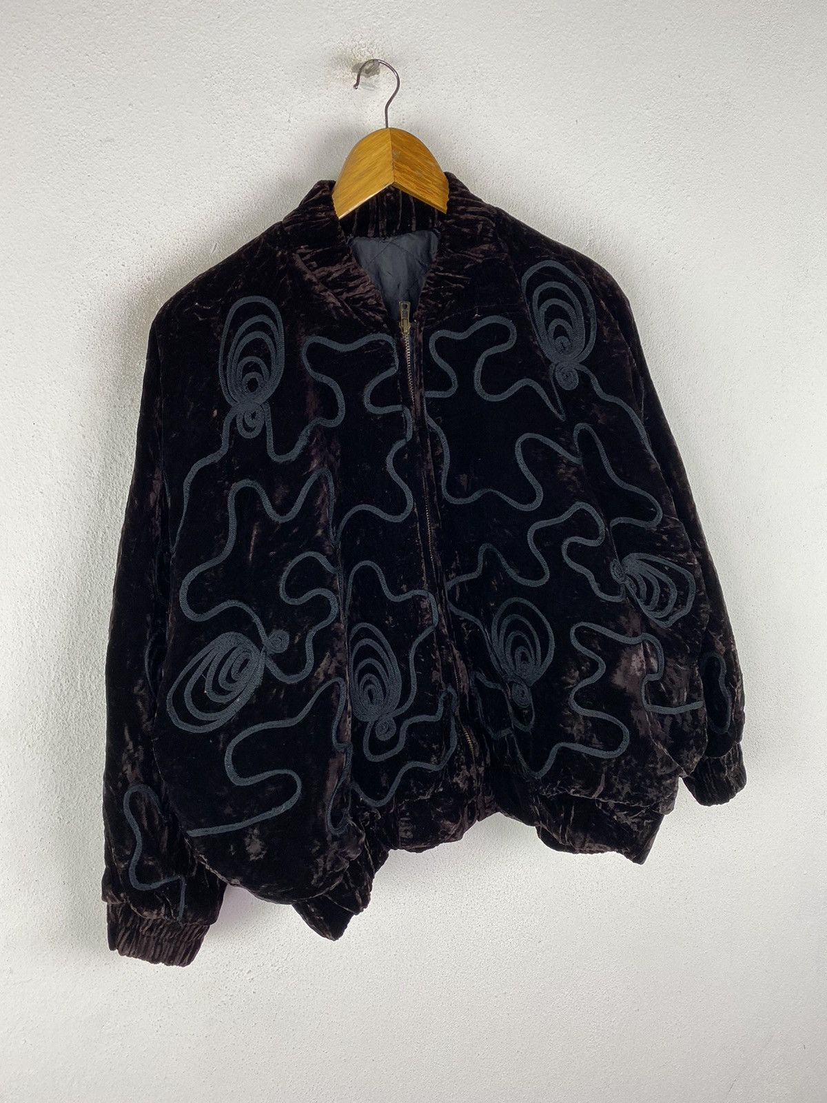 Japanese Brand × Velvet × Vintage 🔥SALE🔥ISSEY MIYAKE INSPIRED DESIGN VELVET JACKET Size US L / EU 52-54 / 3 - 3 Thumbnail