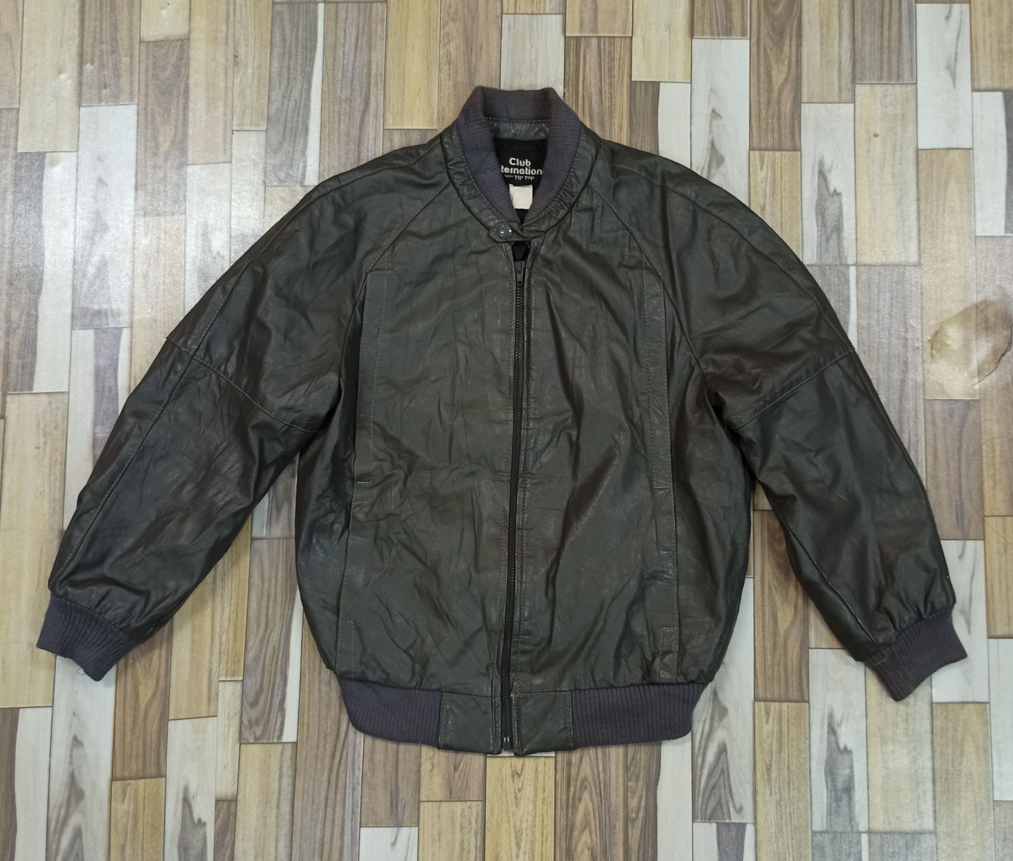 Leather Vintage Bomber Leather Jacket Club International by Tip Top Size US M / EU 48-50 / 2 - 3 Thumbnail