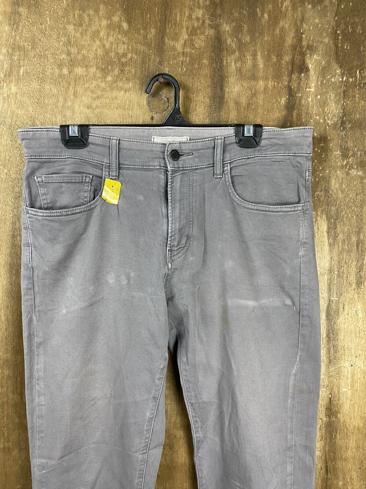 Japanese Brand × Uniqlo Uniqlo japan streetwear grey Pants #2625 Size US 33 - 2 Thumbnail