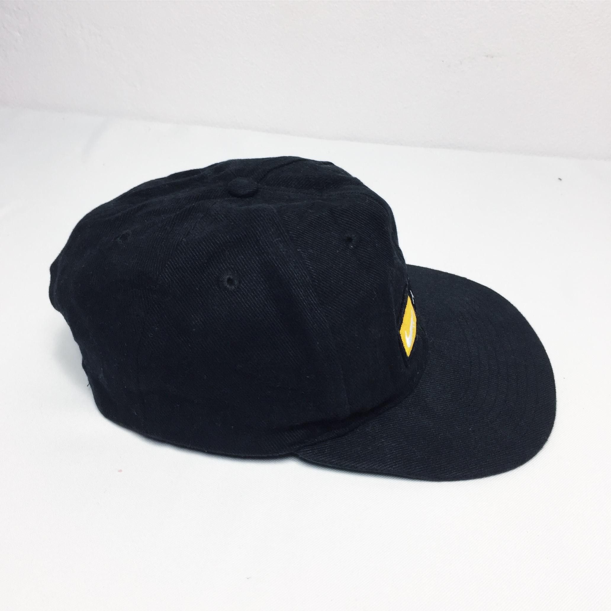 Nike Rare Nike Air Embroidered Logo Cap Size ONE SIZE - 4 Thumbnail