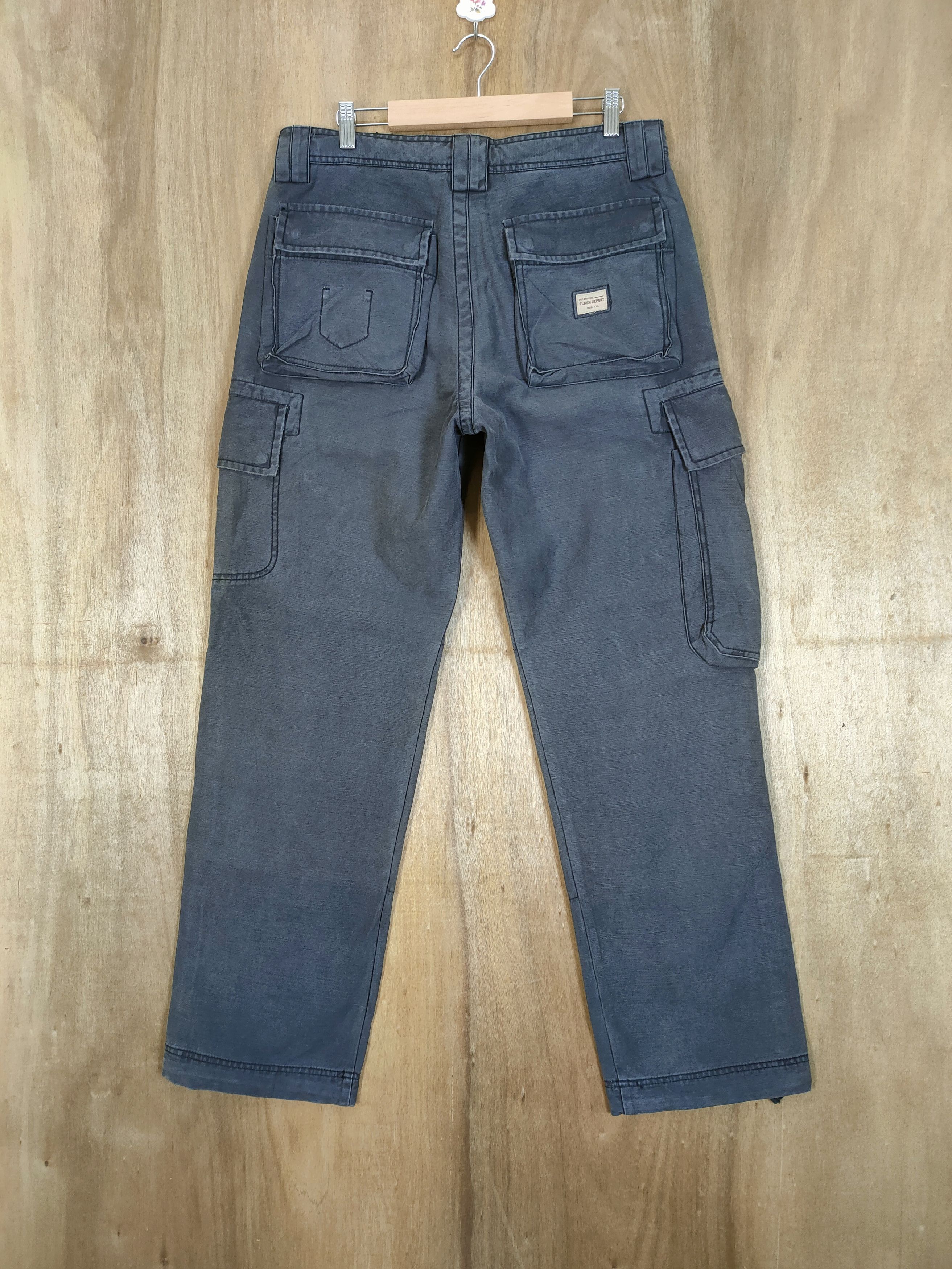 Japanese Brand VINTAGE FLASH REPORT BLACK CARGO PANTS Size US 34 / EU 50 - 8 Thumbnail
