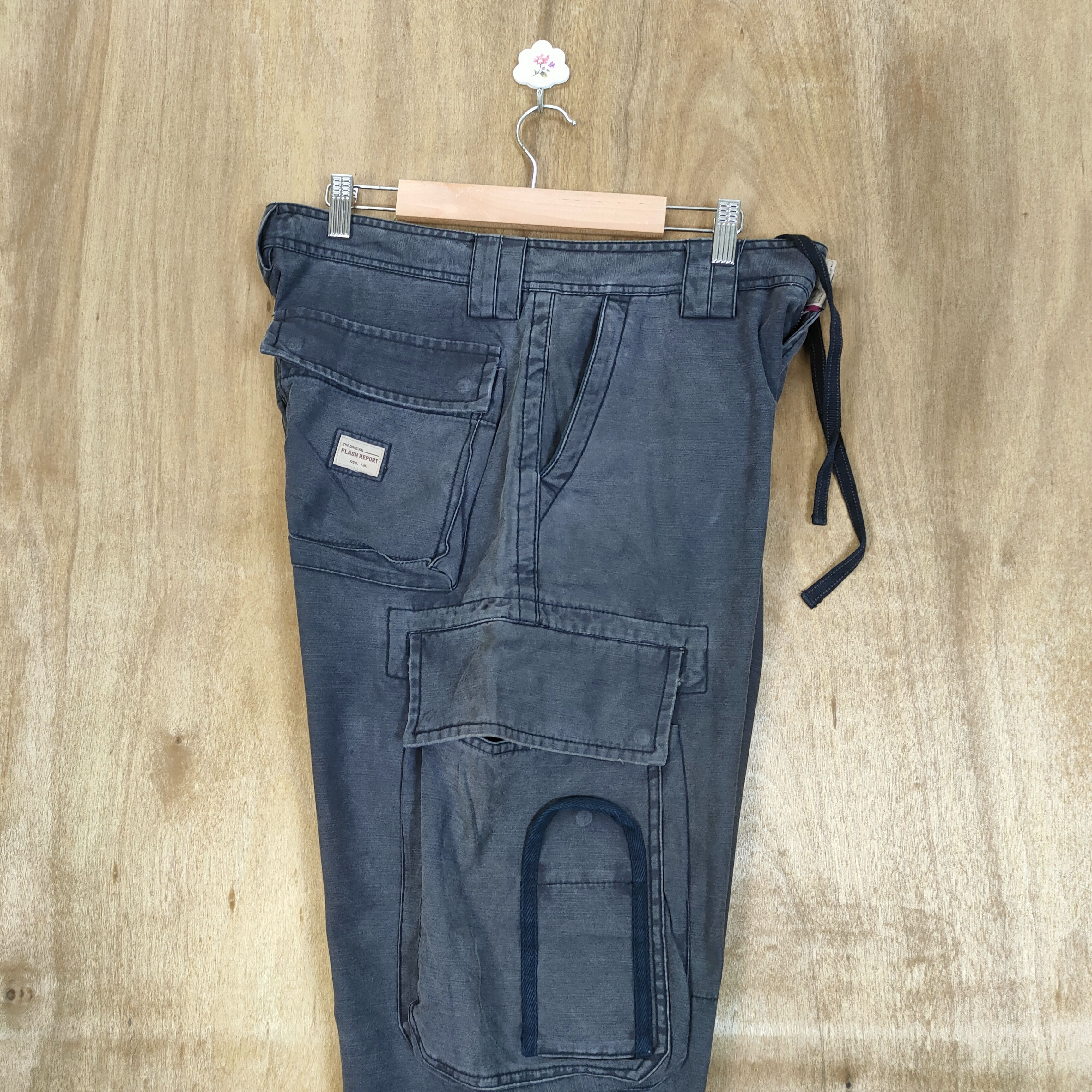 Japanese Brand VINTAGE FLASH REPORT BLACK CARGO PANTS Size US 34 / EU 50 - 14 Thumbnail