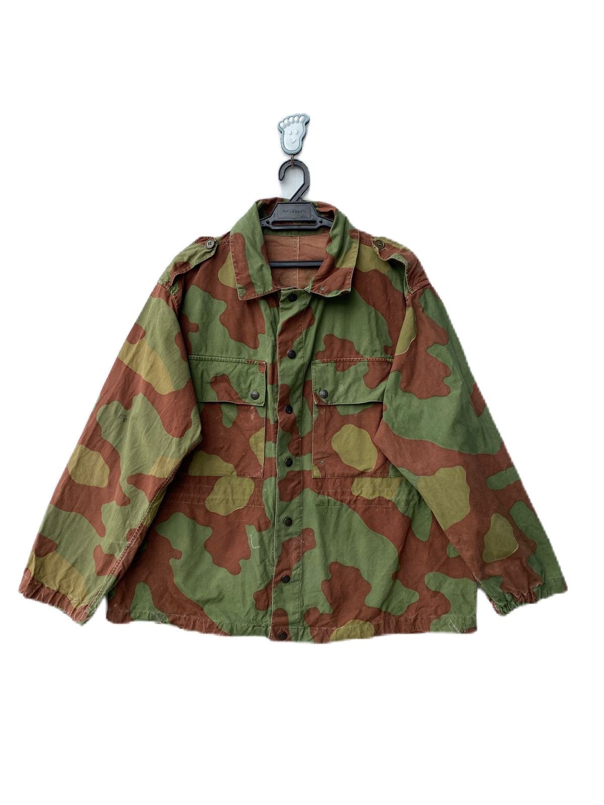 TRUE VINTAGE COLLECTABLE ITALIAN MILITARY JACKET CAMOUFLAGE