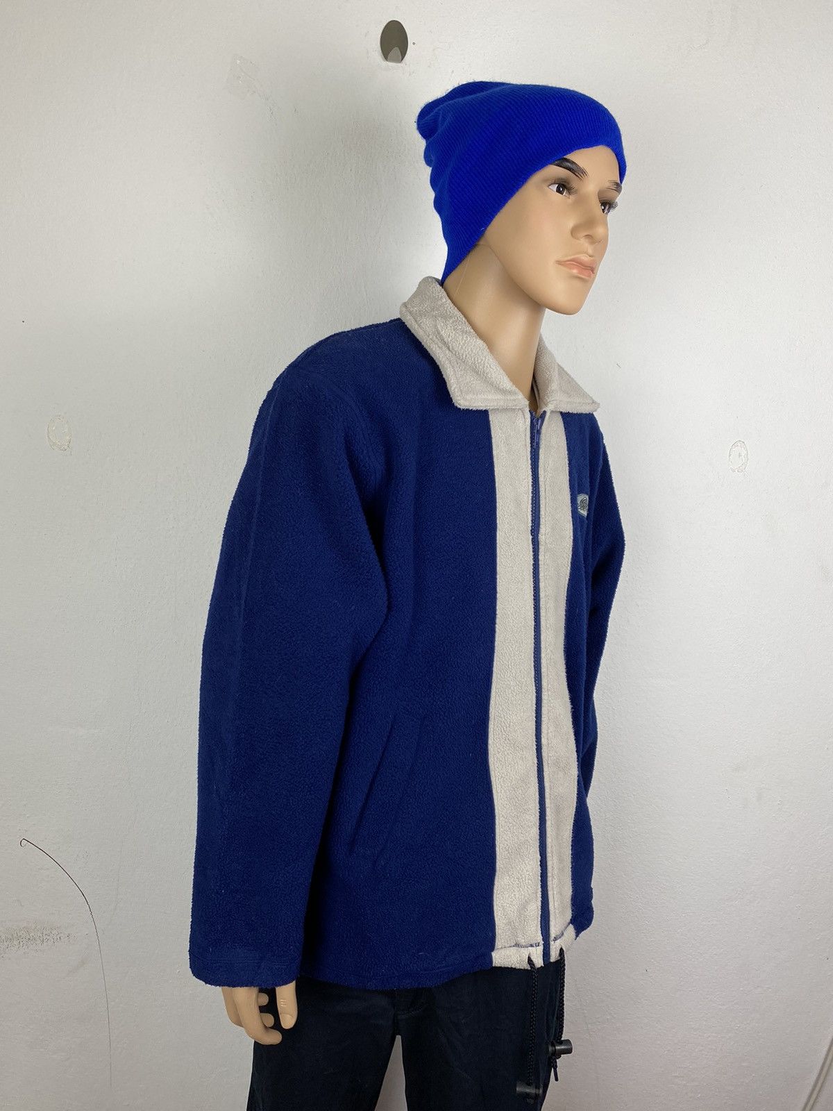 Think Skateboards 🔥BITCH SKATEBOARDS FLEECE SWEATER Size US M / EU 48-50 / 2 - 5 Thumbnail