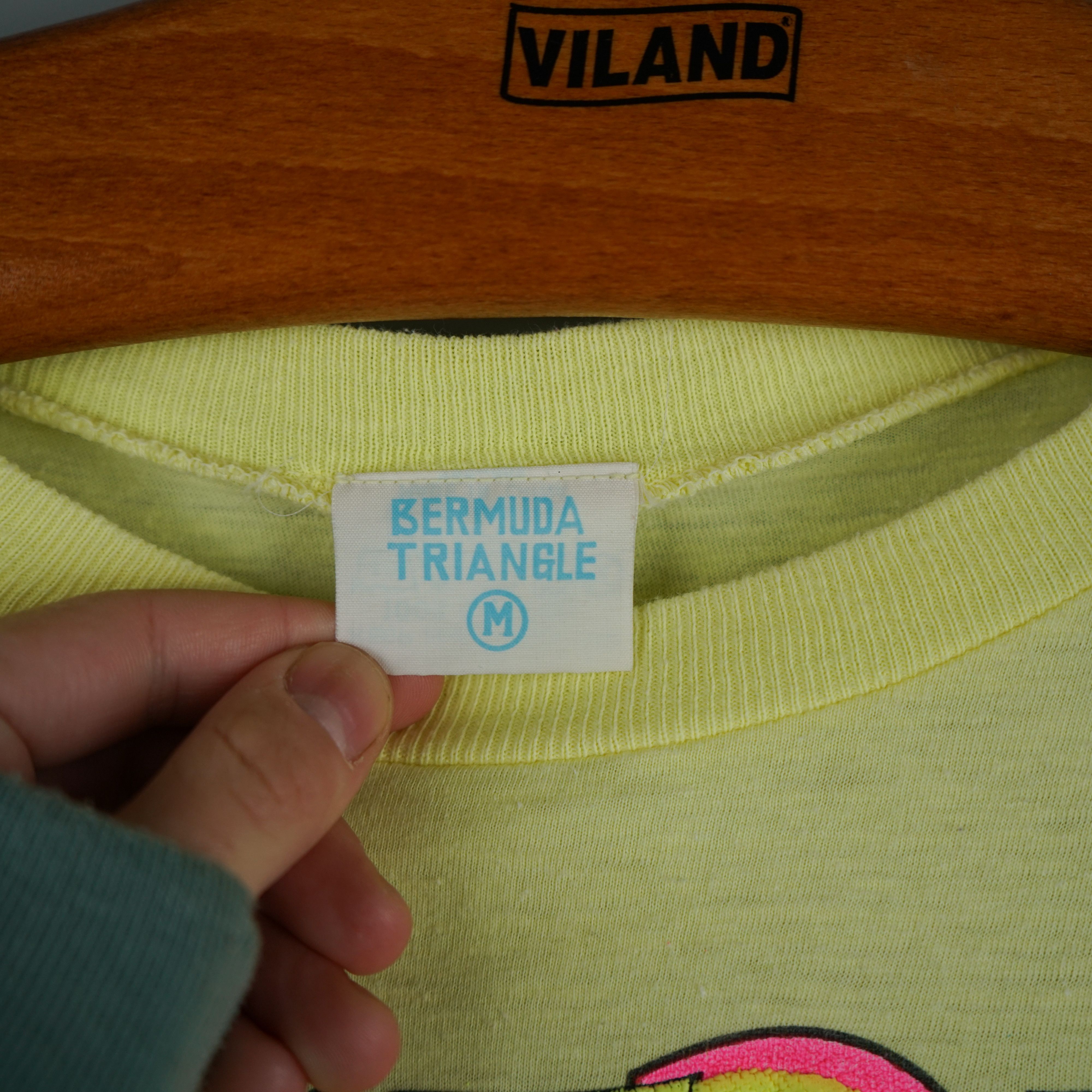Vintage 1989 Rollermania t-shirt Bermuda Triangle Size US L / EU 52-54 / 3 - 5 Thumbnail