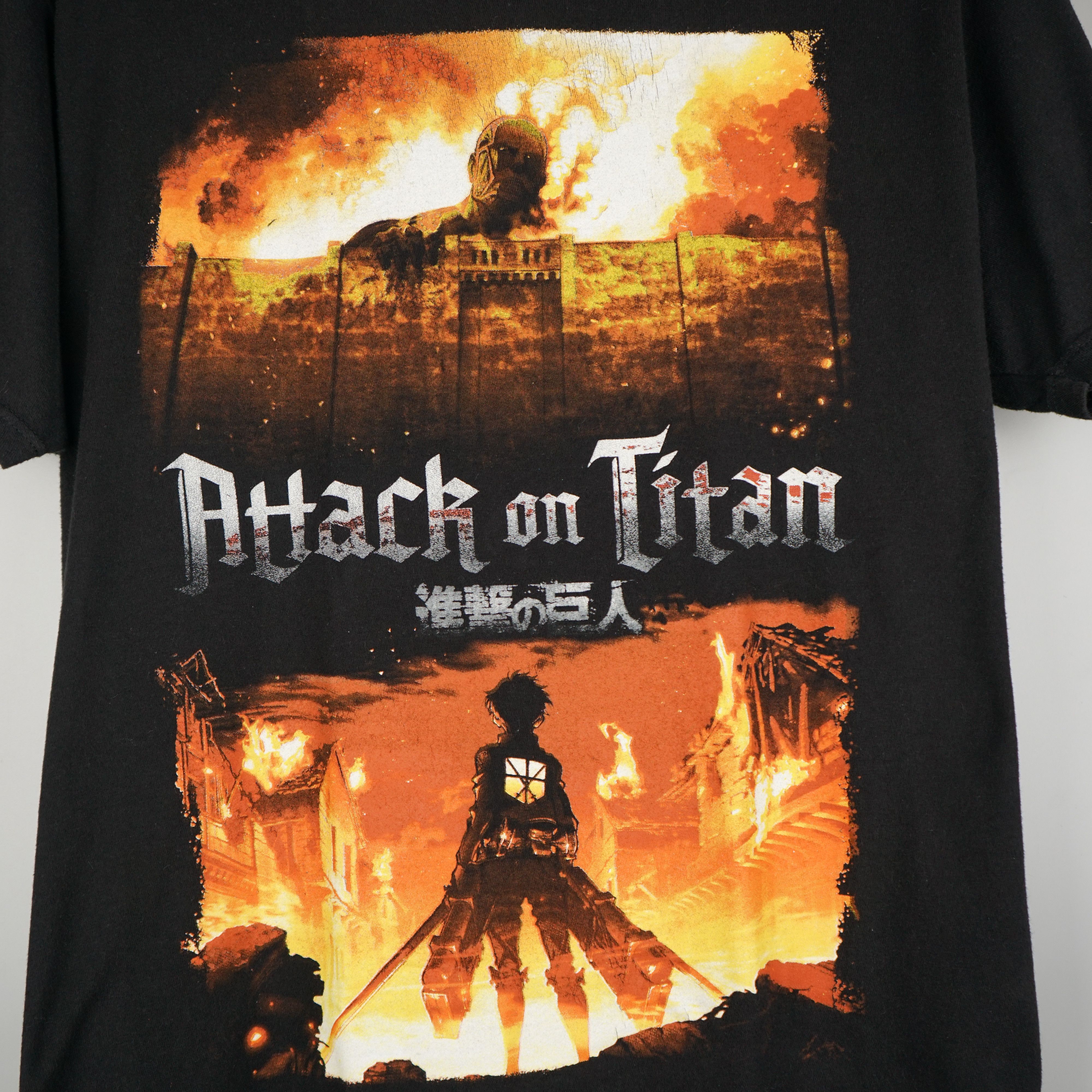 Anime × Japanese Brand × Vintage Attack On Titan t shirt 2009 Season 1 Size US L / EU 52-54 / 3 - 2 Thumbnail