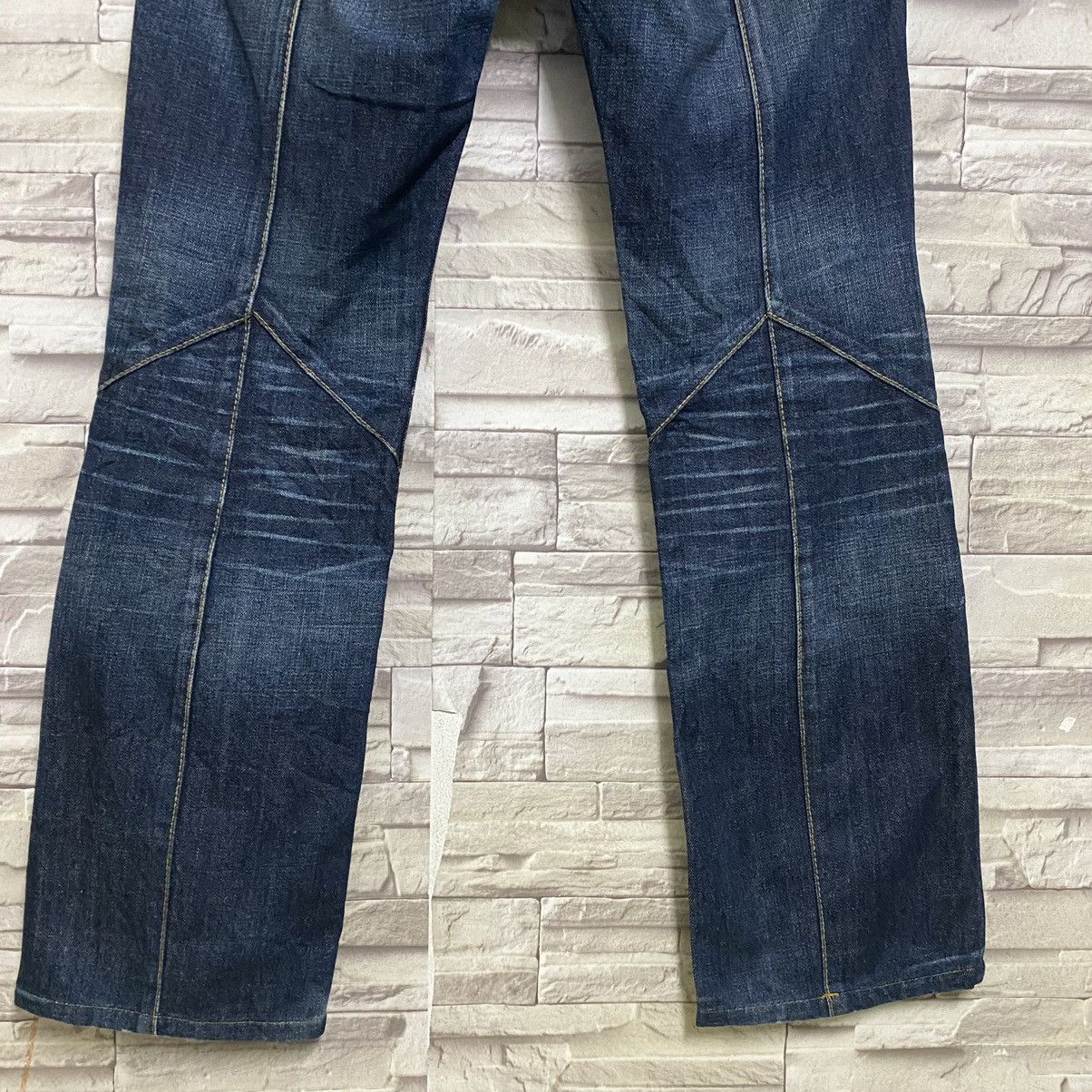 Nicole Club Nicole Club For Men SnakeSkin Denim Flare Jeans Hybrid Size US 31 - 13 Thumbnail