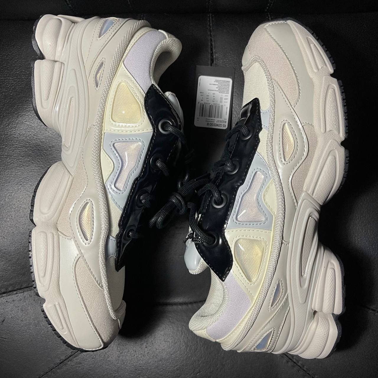 Adidas × Raf Simons Adidas Raf Simons ozweego cream white Size US 10 / EU 43 - 4 Thumbnail
