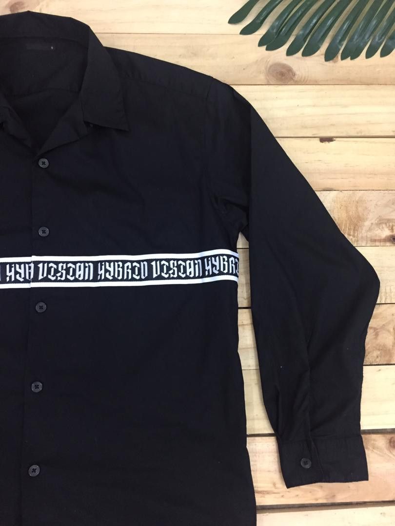 Japanese Brand × Uniqlo Tokyo Hybrid Collection : Uniqlo Brandmate Gu Button Shirt Size US S / EU 44-46 / 1 - 3 Thumbnail