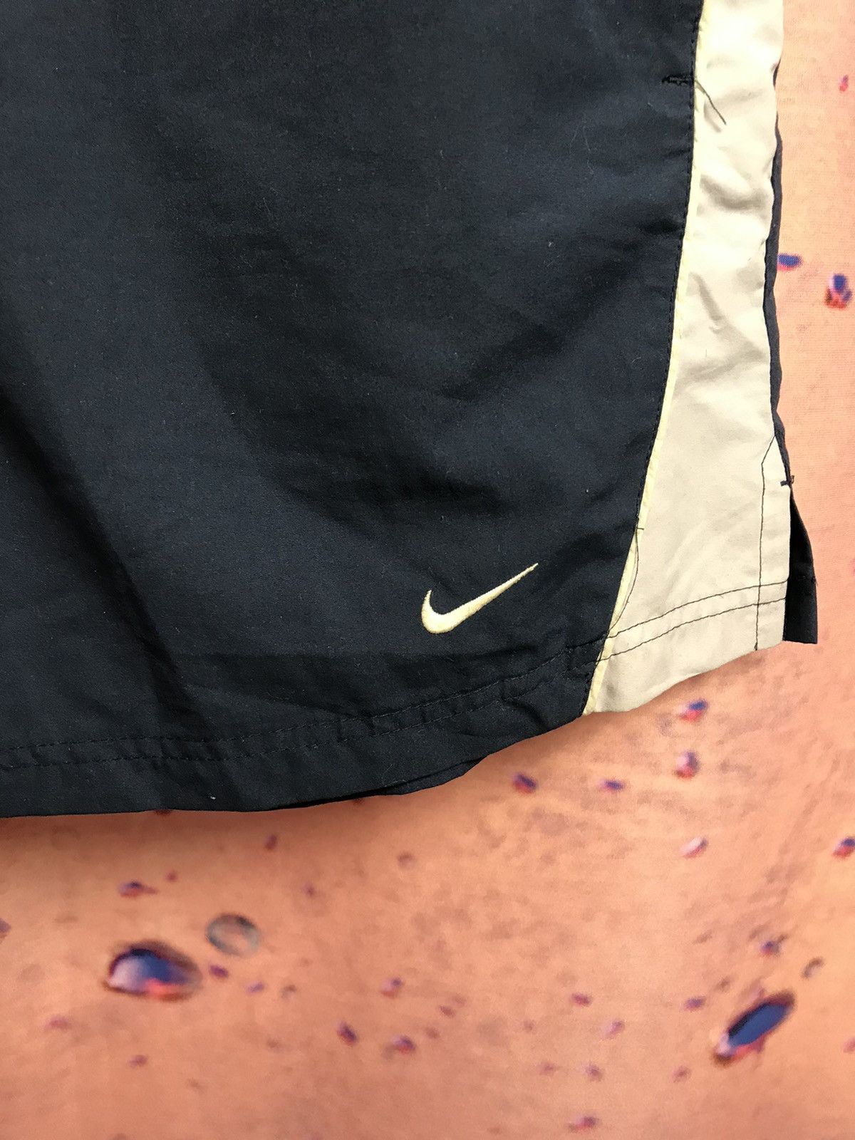 Nike × Vintage Vintage Nike streetwear shorts size Xl Size US 36 / EU 52 - 2 Thumbnail