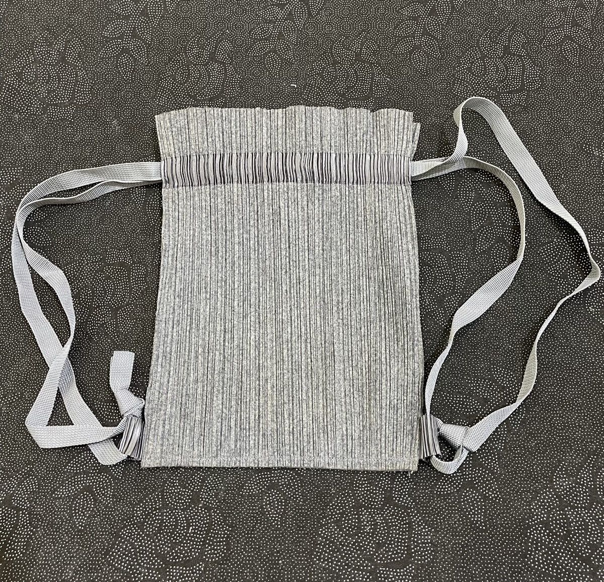 Pleats Please Issey Miyake ICONIC MASTER DESIGNER ISSEY MIYAKE PLEATPLEASE Size ONE SIZE - 5 Thumbnail