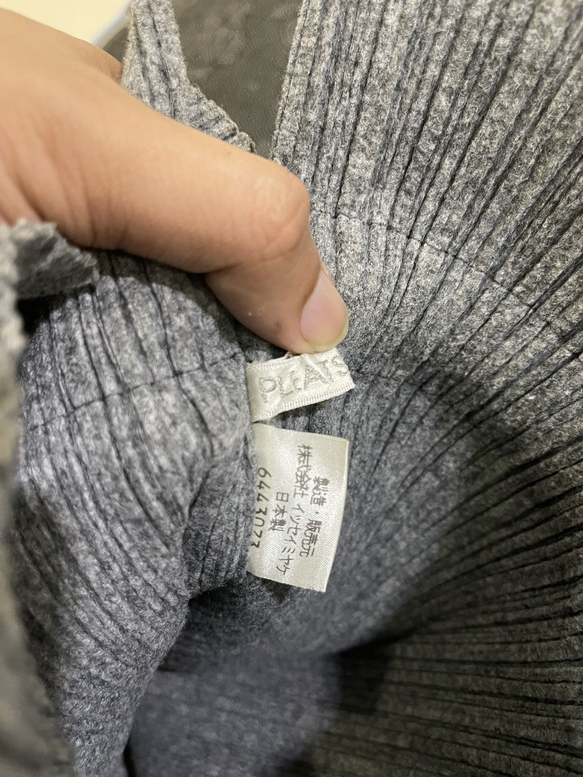 Pleats Please Issey Miyake ICONIC MASTER DESIGNER ISSEY MIYAKE PLEATPLEASE Size ONE SIZE - 6 Thumbnail