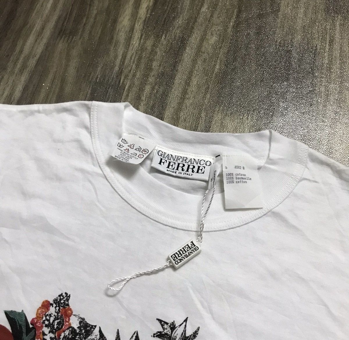 Gianfranco Ferre Vintage Gianfranco Ferre Tee Size US L / EU 52-54 / 3 - 3 Thumbnail