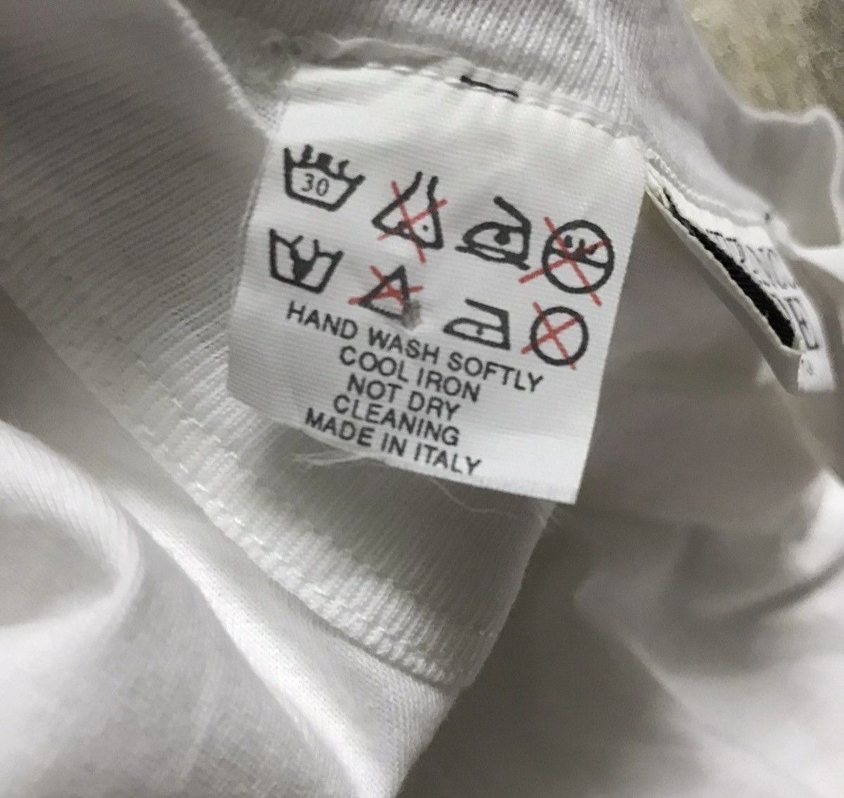 Gianfranco Ferre Vintage Gianfranco Ferre Tee Size US L / EU 52-54 / 3 - 5 Thumbnail