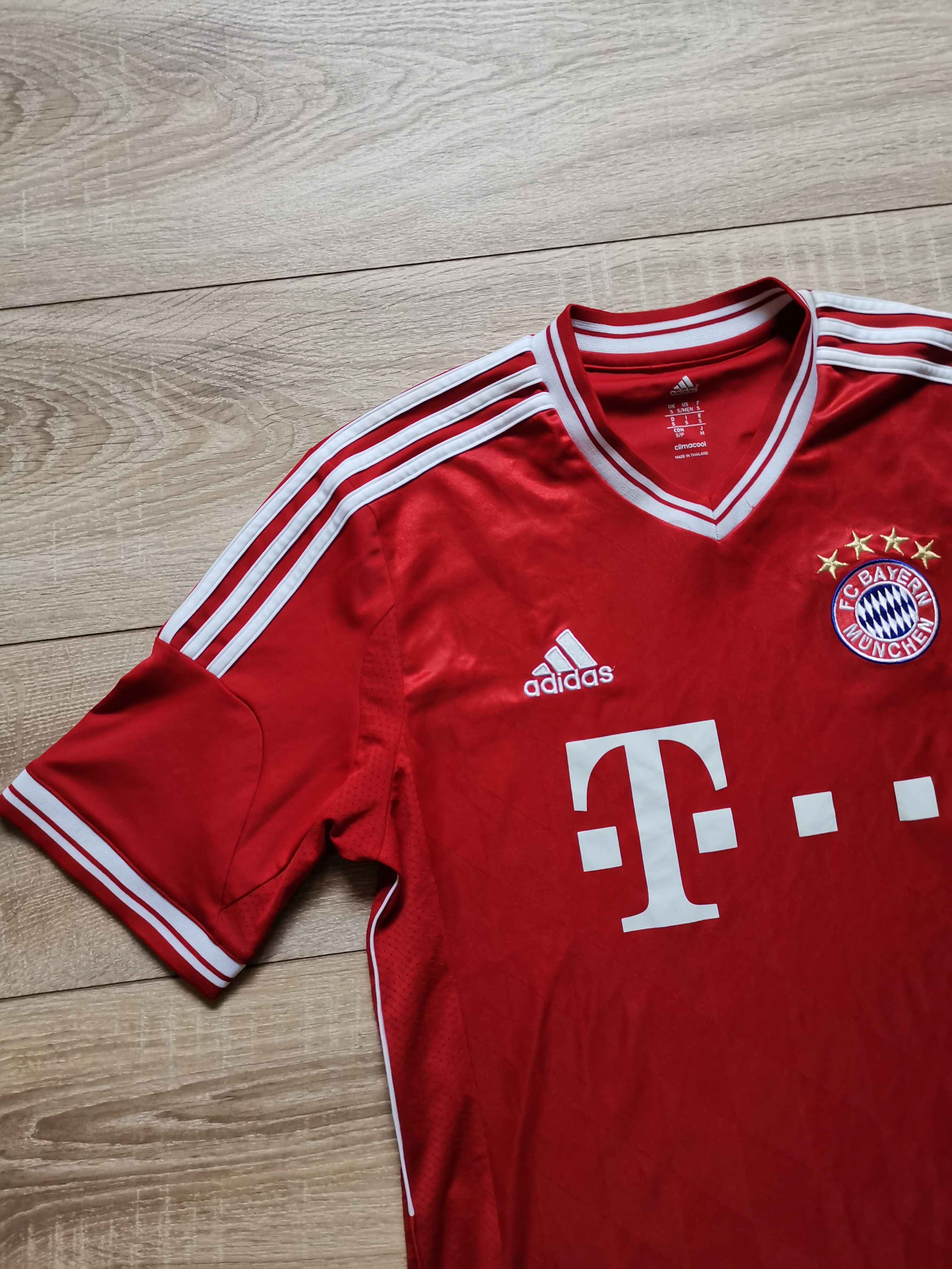 Adidas BAYERN MUNICH 2013 2014 HOME FOOTBALL SOCCER JERSEY ADIDAS Size US S / EU 44-46 / 1 - 3 Thumbnail