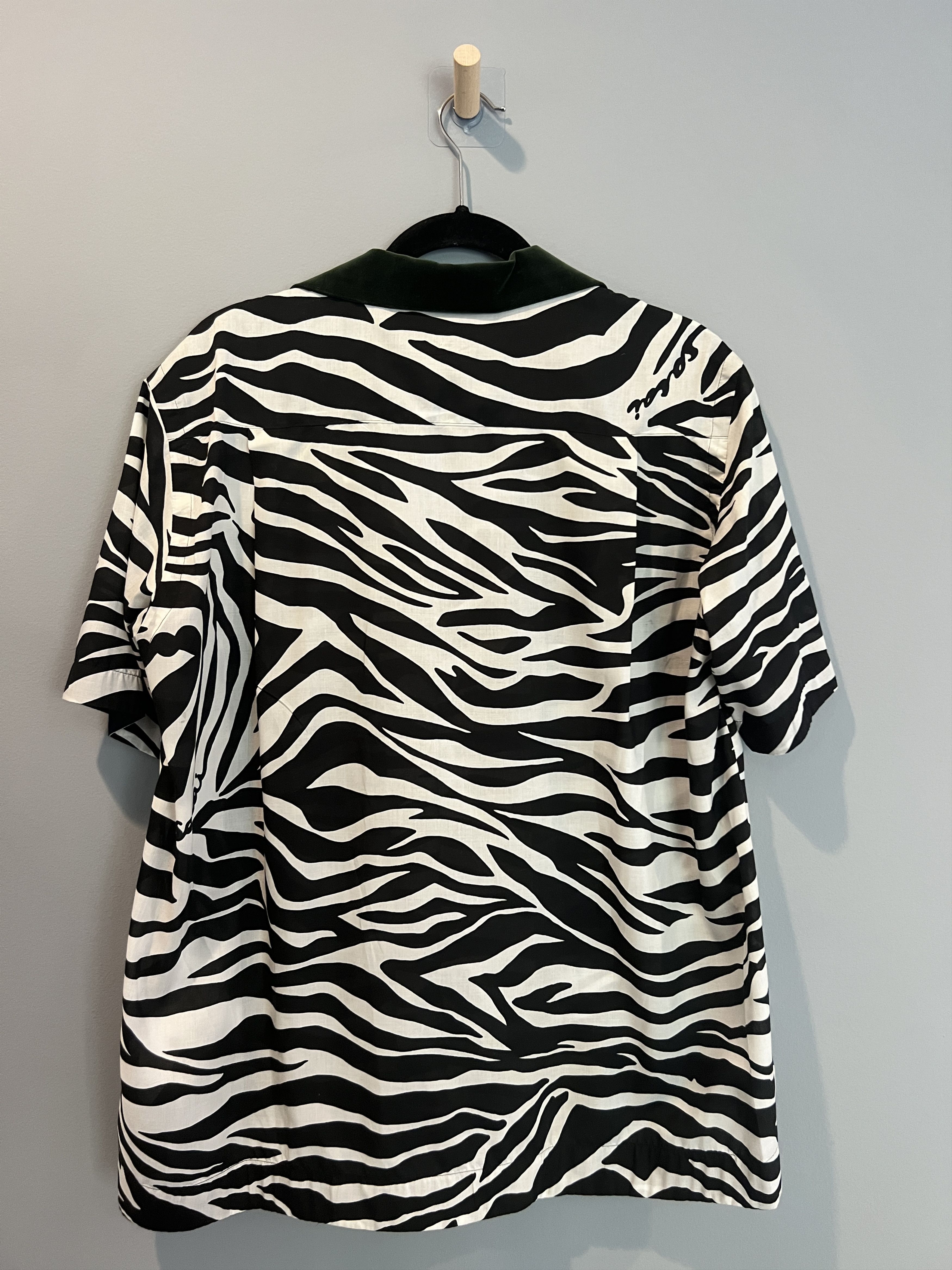Sacai BNWT Sacai Zebra Printed Shirt (Size 1) Size US S / EU 44-46 / 1 - 11 Thumbnail