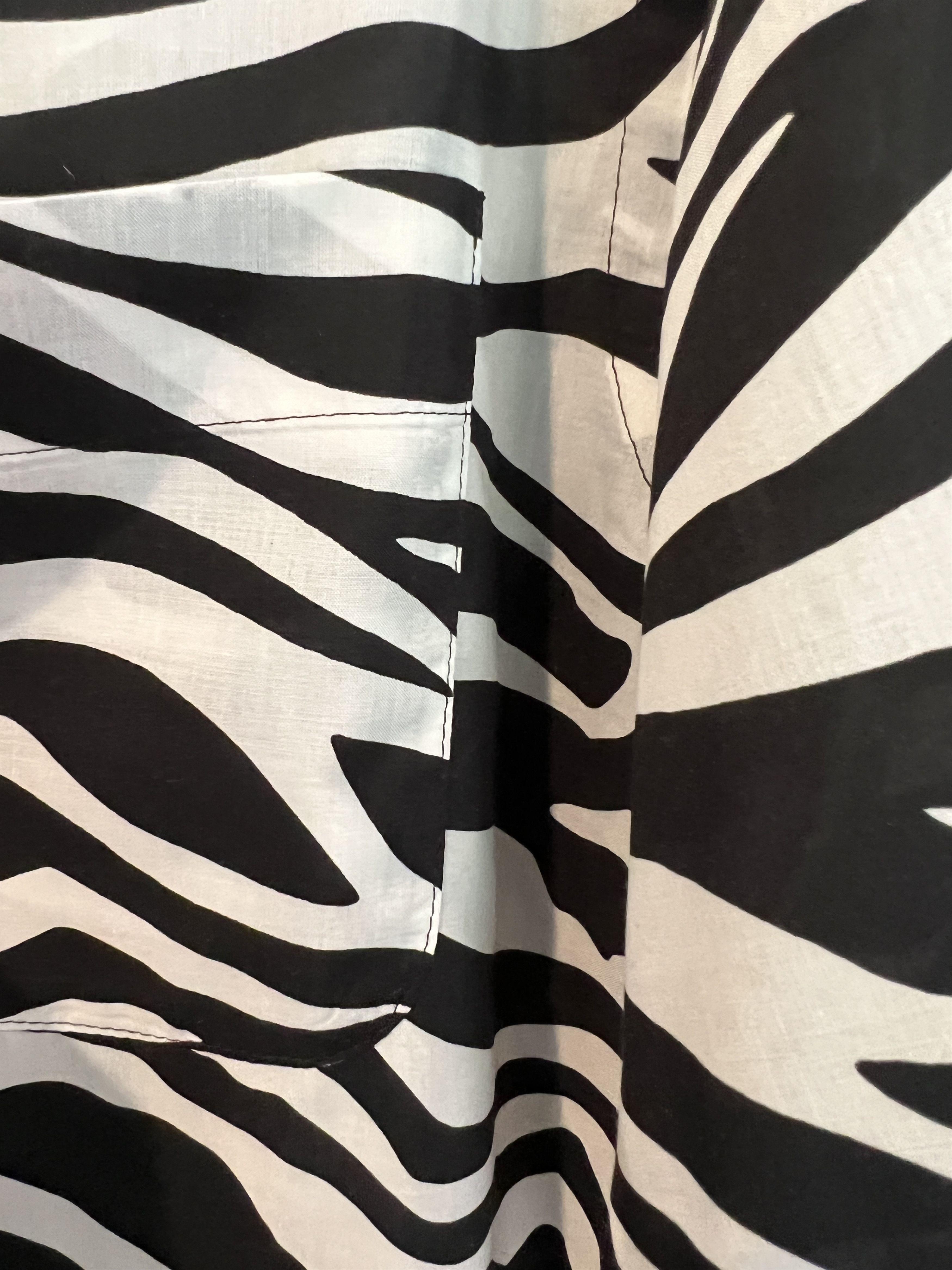 Sacai BNWT Sacai Zebra Printed Shirt (Size 1) Size US S / EU 44-46 / 1 - 5 Thumbnail