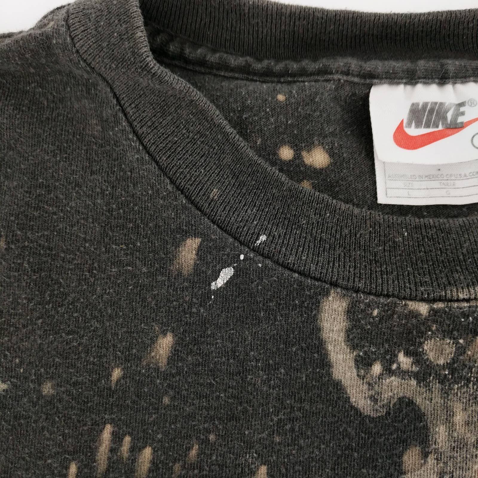 Nike × Vintage Vintage NIKE Athletics Custom Bleach T-Shirt Spellout Logo Size US L / EU 52-54 / 3 - 5 Thumbnail