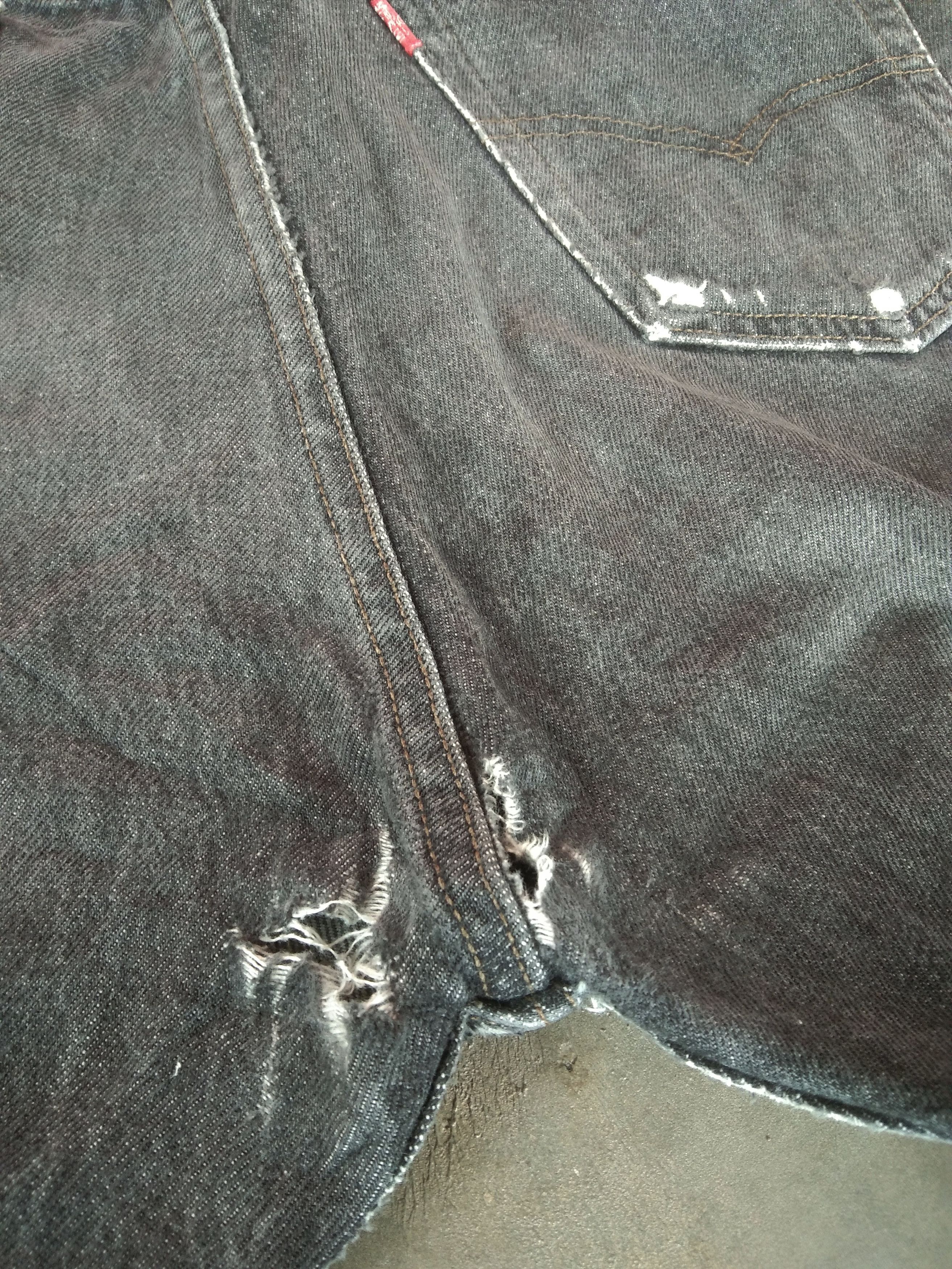 Levi's 90s Vintage Levi's 501 Made In USA Distressed Jeans 33x34 Size US 33 - 7 Thumbnail