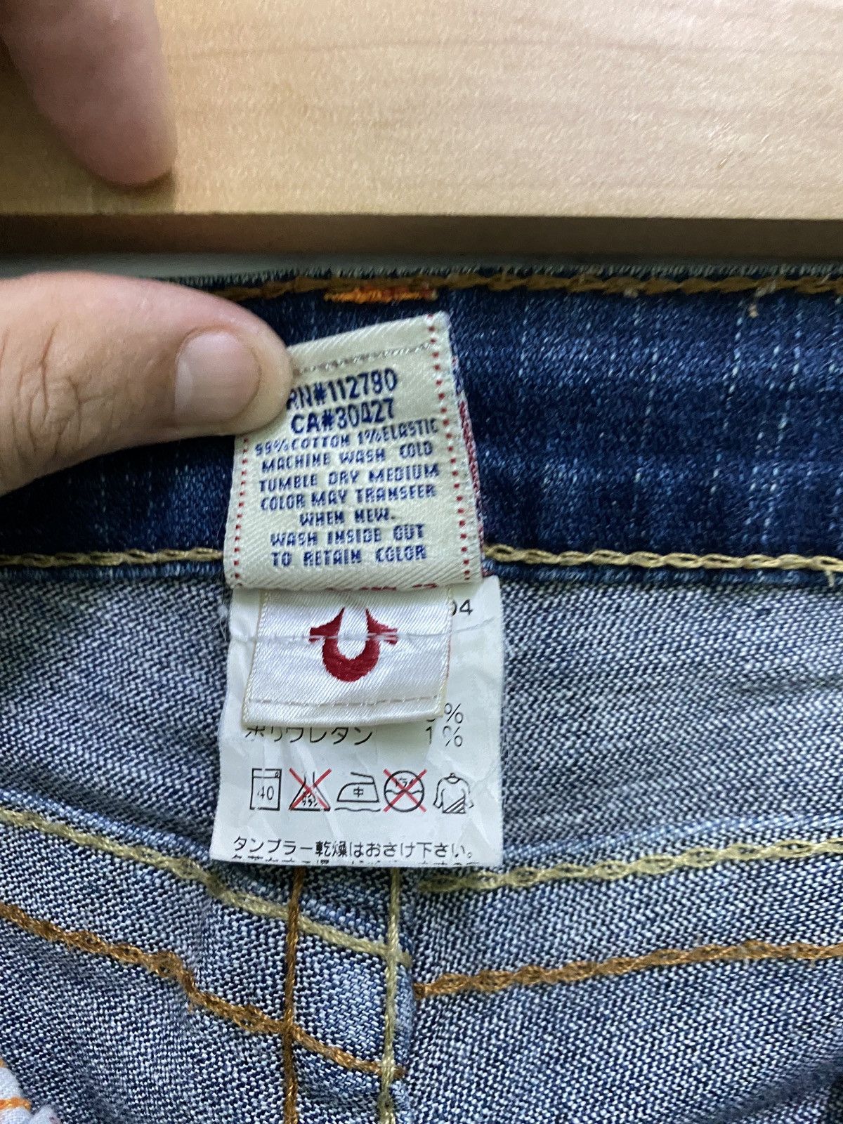 True Religion × Vintage Vintage TRUE RELIGION Back Logo Flared Bootcut Denim Pant Size US 27 - 13 Thumbnail