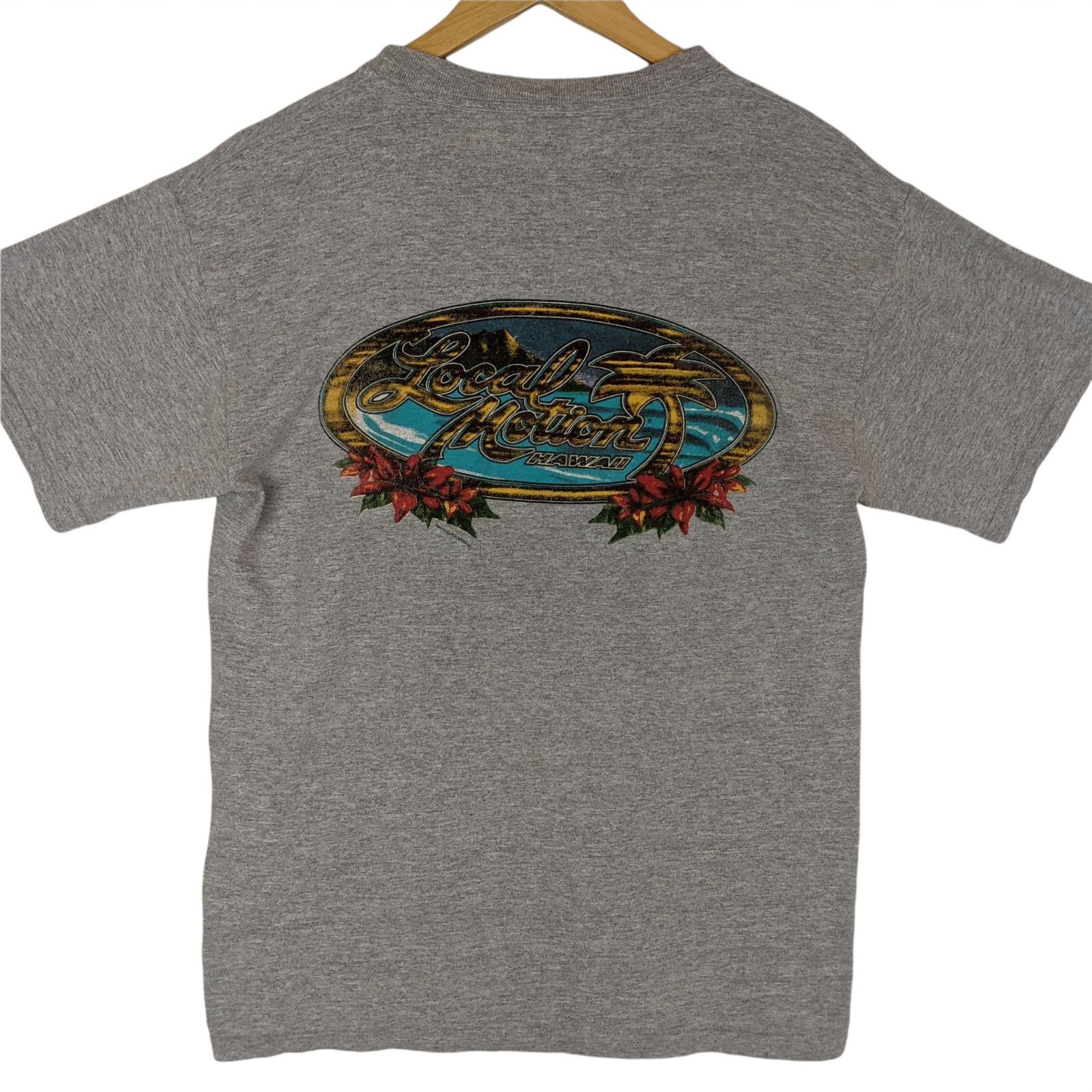 Vintage Vintage 90's LOCAL MOTION Hawaii Aloha T-Shirt Size US M / EU 48-50 / 2 - 2 Thumbnail
