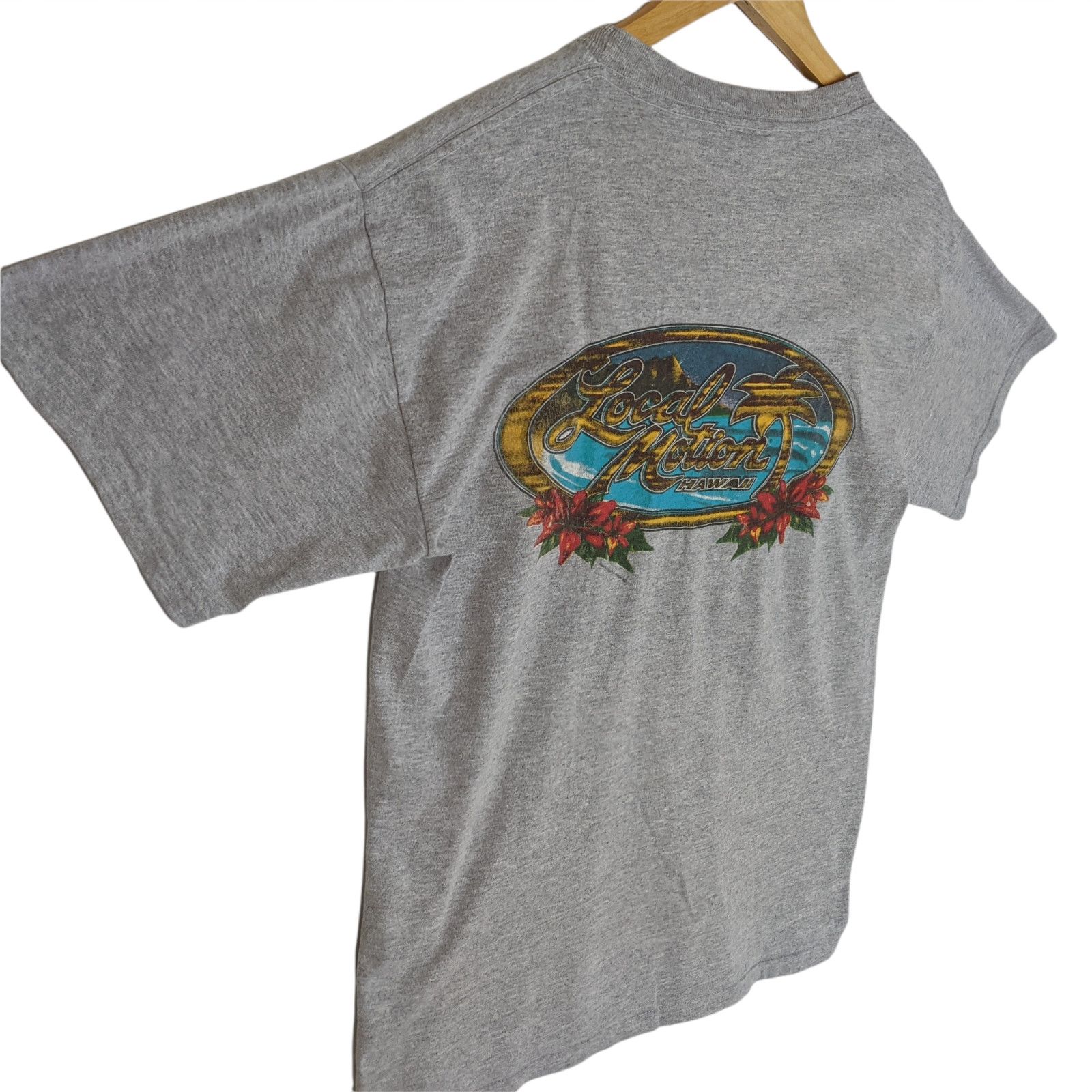 Vintage Vintage 90's LOCAL MOTION Hawaii Aloha T-Shirt Size US M / EU 48-50 / 2 - 3 Thumbnail