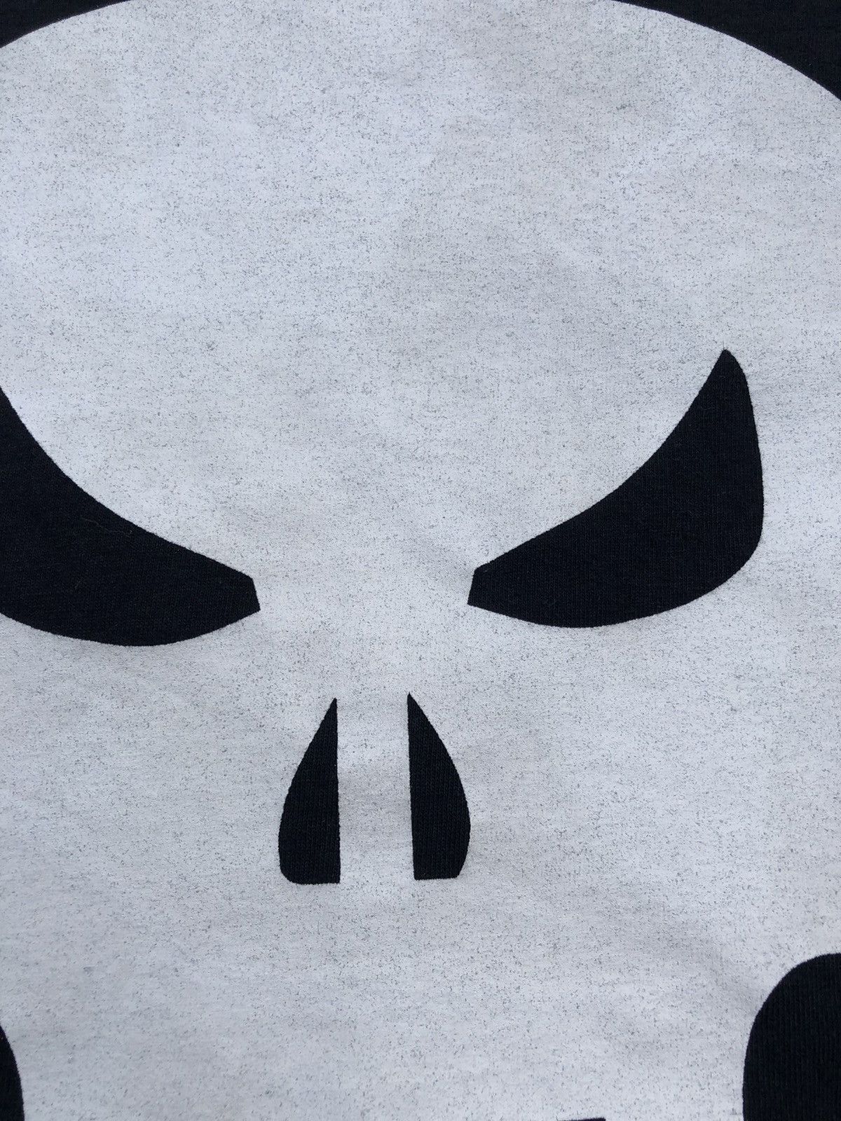 Marvel Comics Vintage Marvel The Punisher Black Tee (Silver Surfer) Size US M / EU 48-50 / 2 - 4 Thumbnail