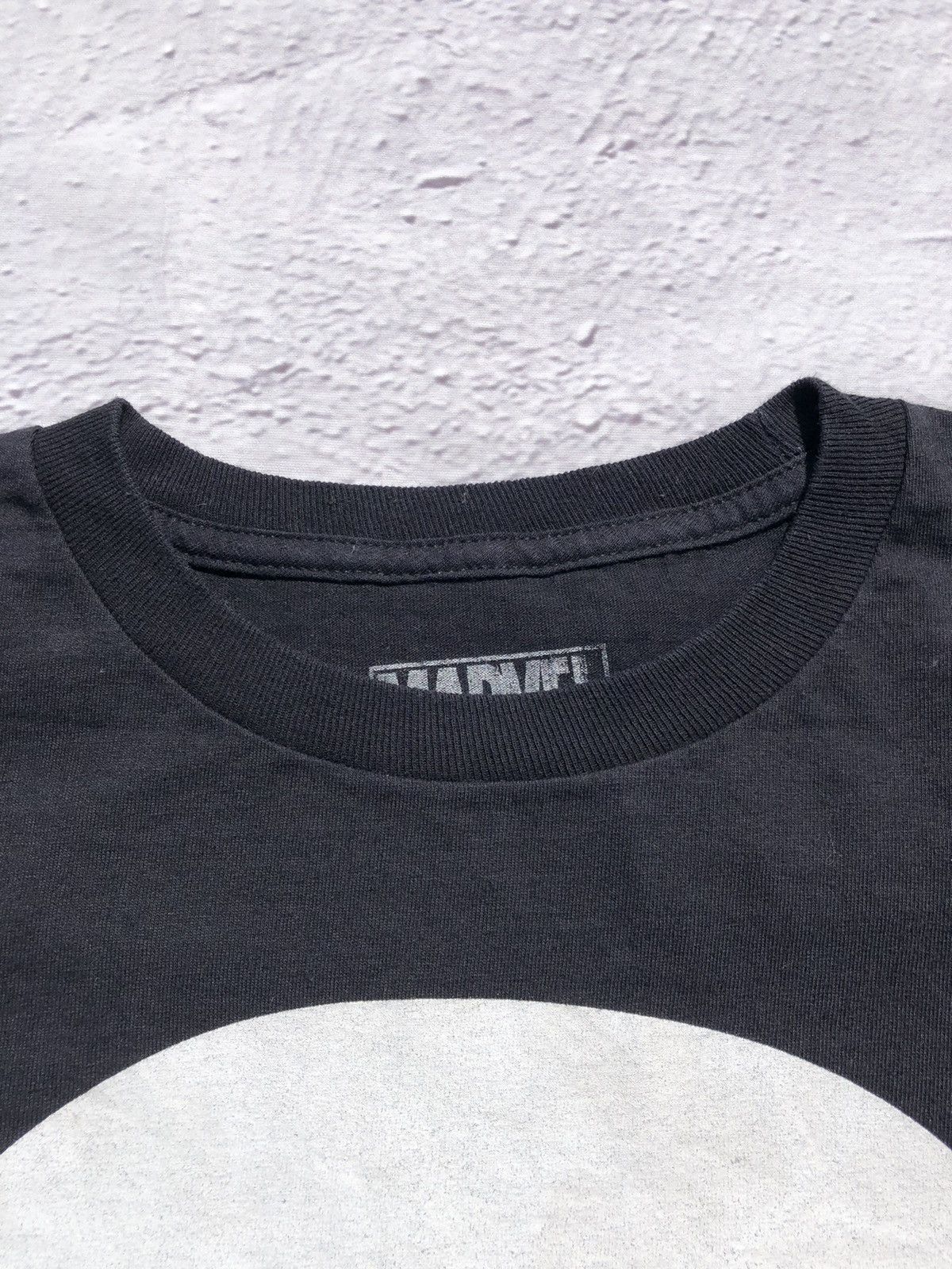Marvel Comics Vintage Marvel The Punisher Black Tee (Silver Surfer) Size US M / EU 48-50 / 2 - 6 Thumbnail