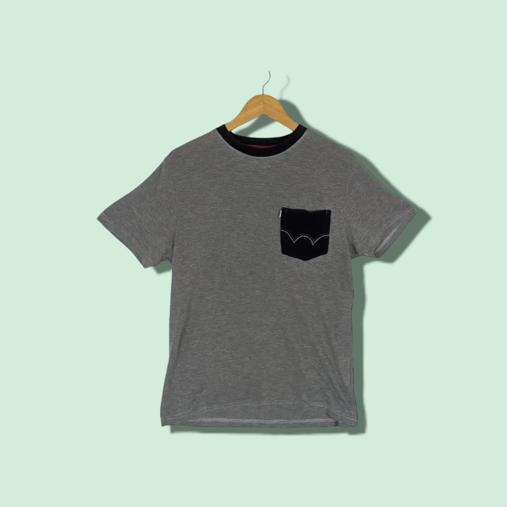 Edwin EDWIN Plain Pocket T-Shirt Size US M / EU 48-50 / 2 - 1 Thumbnail