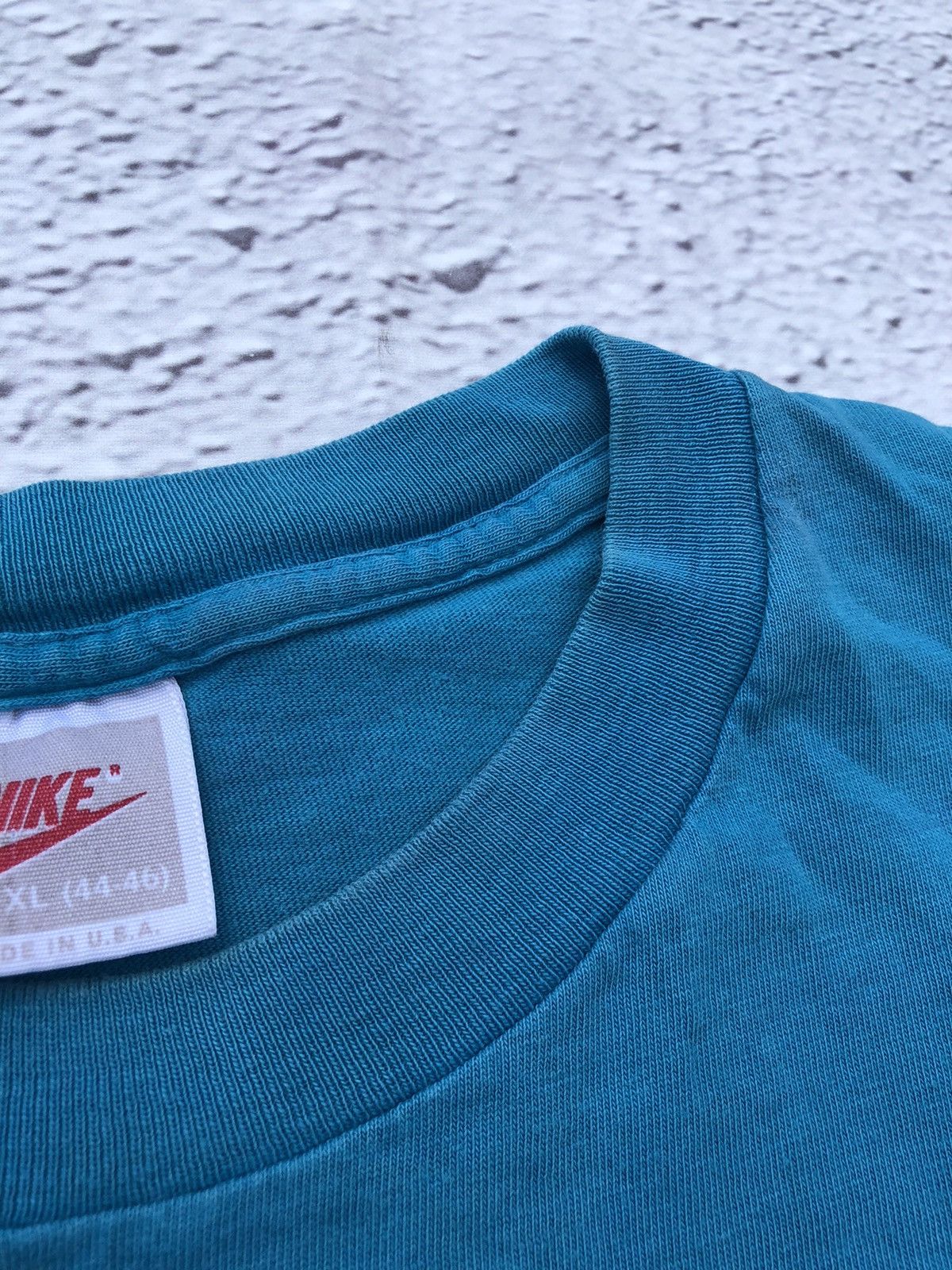 Nike Vintage 90s Nike Jordan Center Logo Blue Tee Size US XL / EU 56 / 4 - 16 Thumbnail