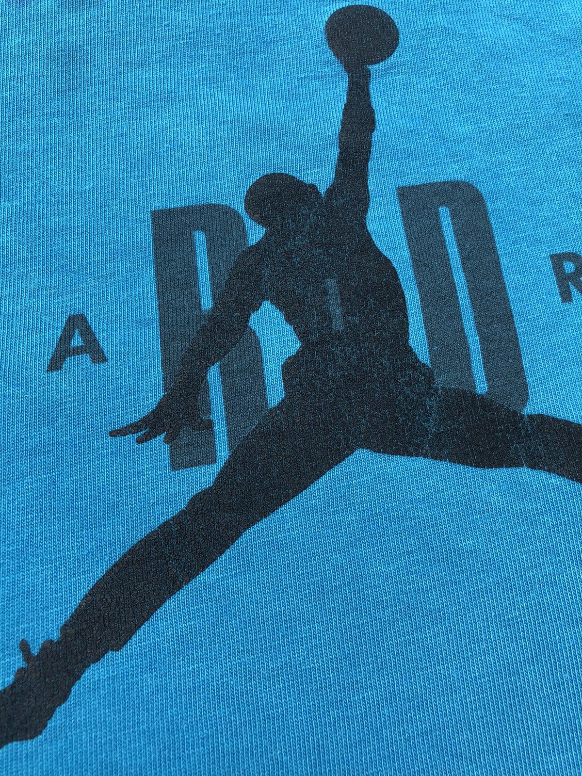 Nike Vintage 90s Nike Jordan Center Logo Blue Tee Size US XL / EU 56 / 4 - 4 Thumbnail