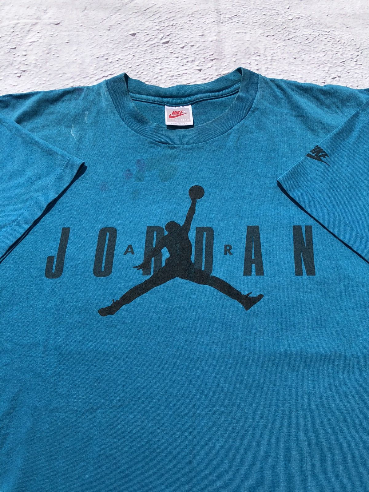 Nike Vintage 90s Nike Jordan Center Logo Blue Tee Size US XL / EU 56 / 4 - 3 Thumbnail