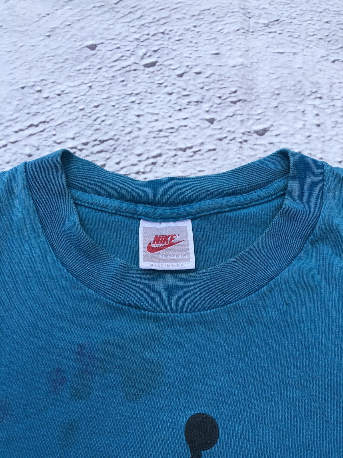 Nike Vintage 90s Nike Jordan Center Logo Blue Tee Size US XL / EU 56 / 4 - 15 Thumbnail