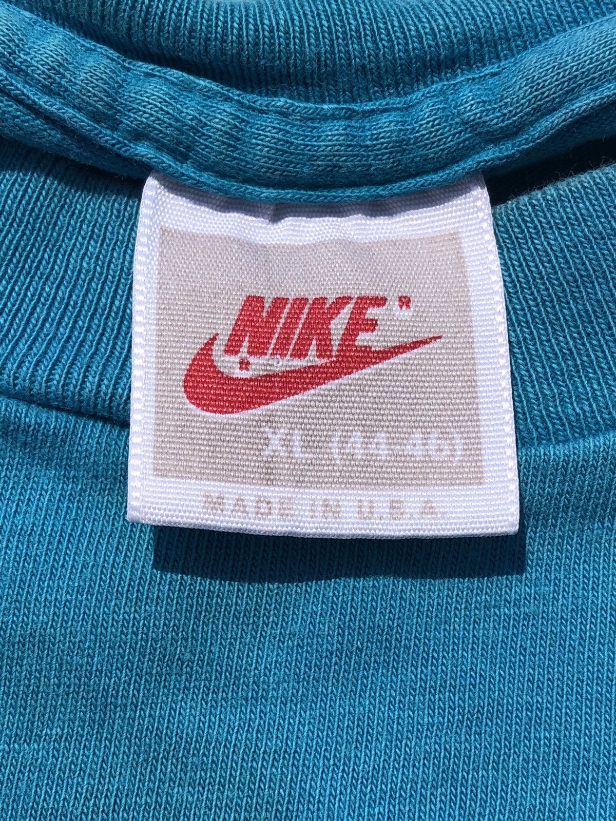 Nike Vintage 90s Nike Jordan Center Logo Blue Tee Size US XL / EU 56 / 4 - 17 Thumbnail