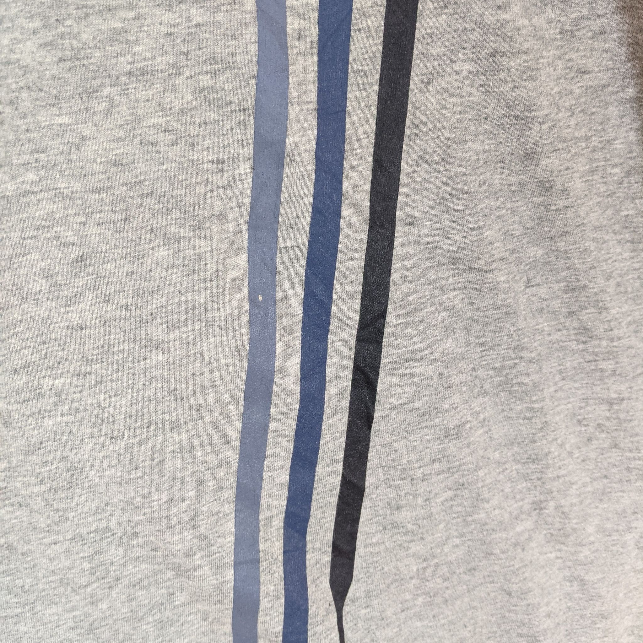 Adidas ADIDAS T-Shirt Size US M / EU 48-50 / 2 - 6 Thumbnail